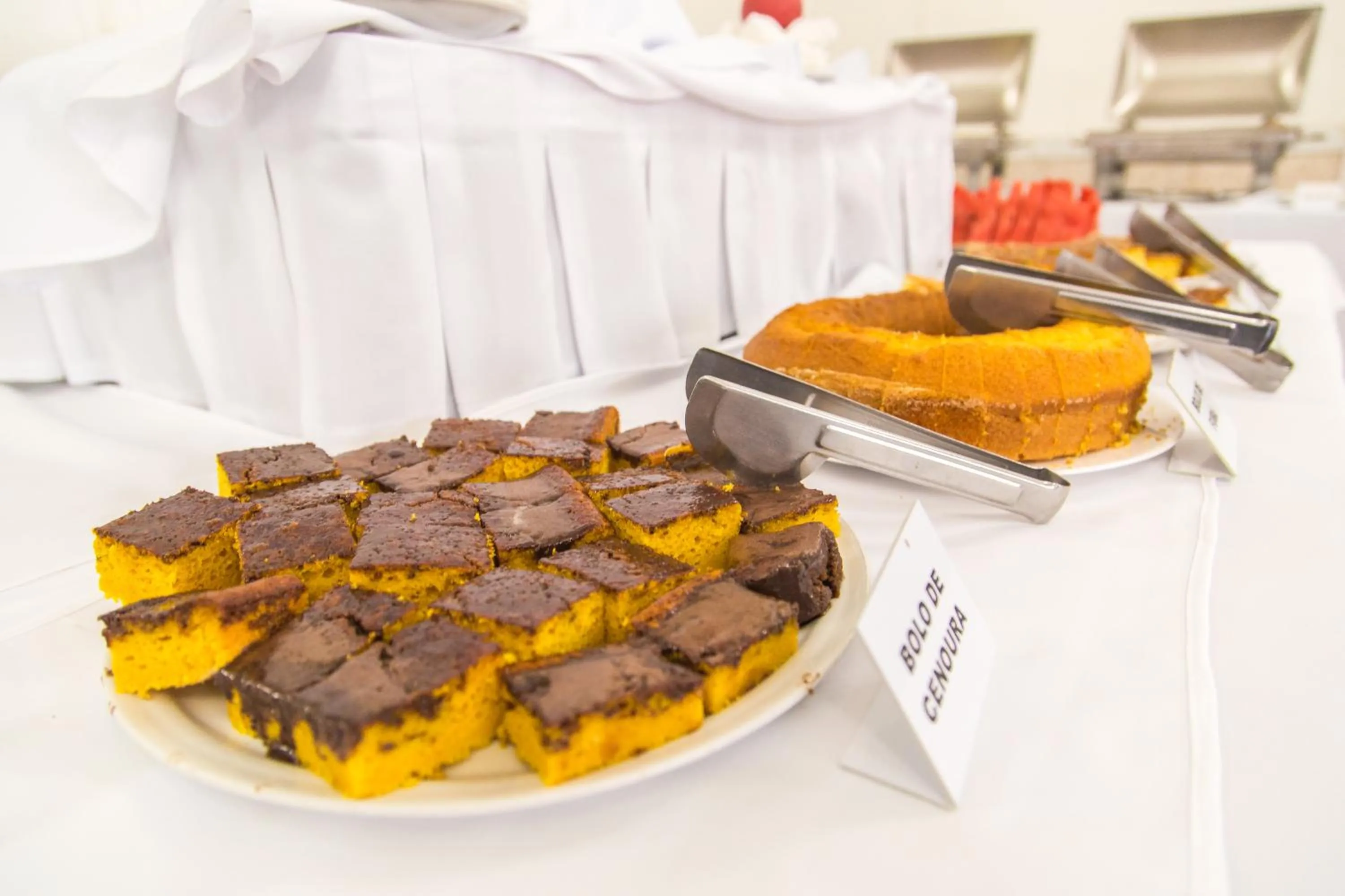 Buffet breakfast in Hotel Londres