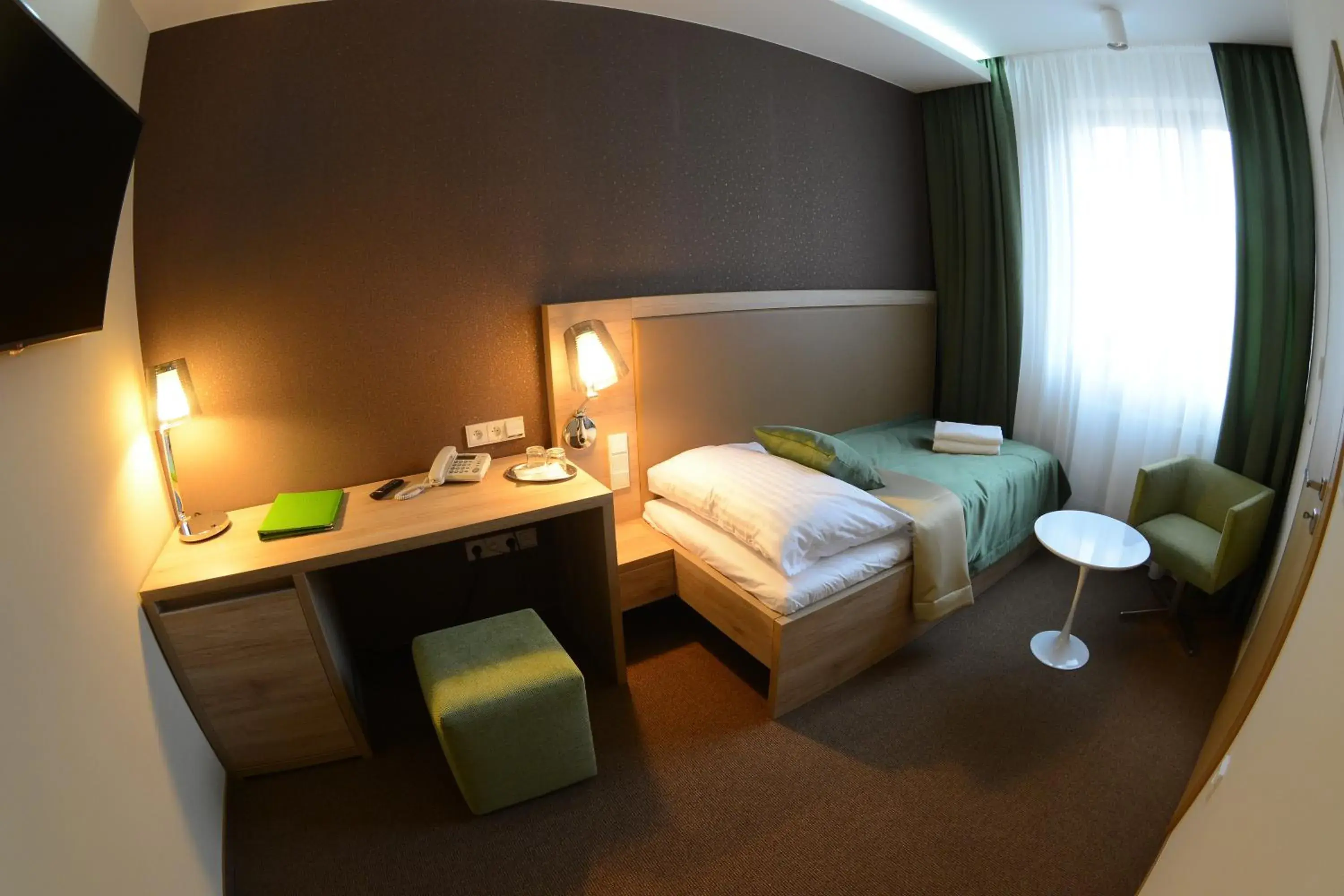 Deluxe Single Room in Hotel Stardust Deluxe Single Room in Hotel Stardust