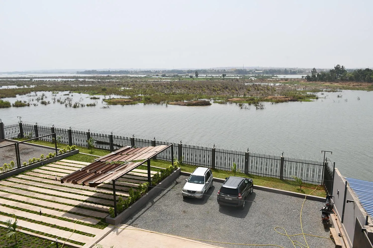 River view in Au bord de l'eau