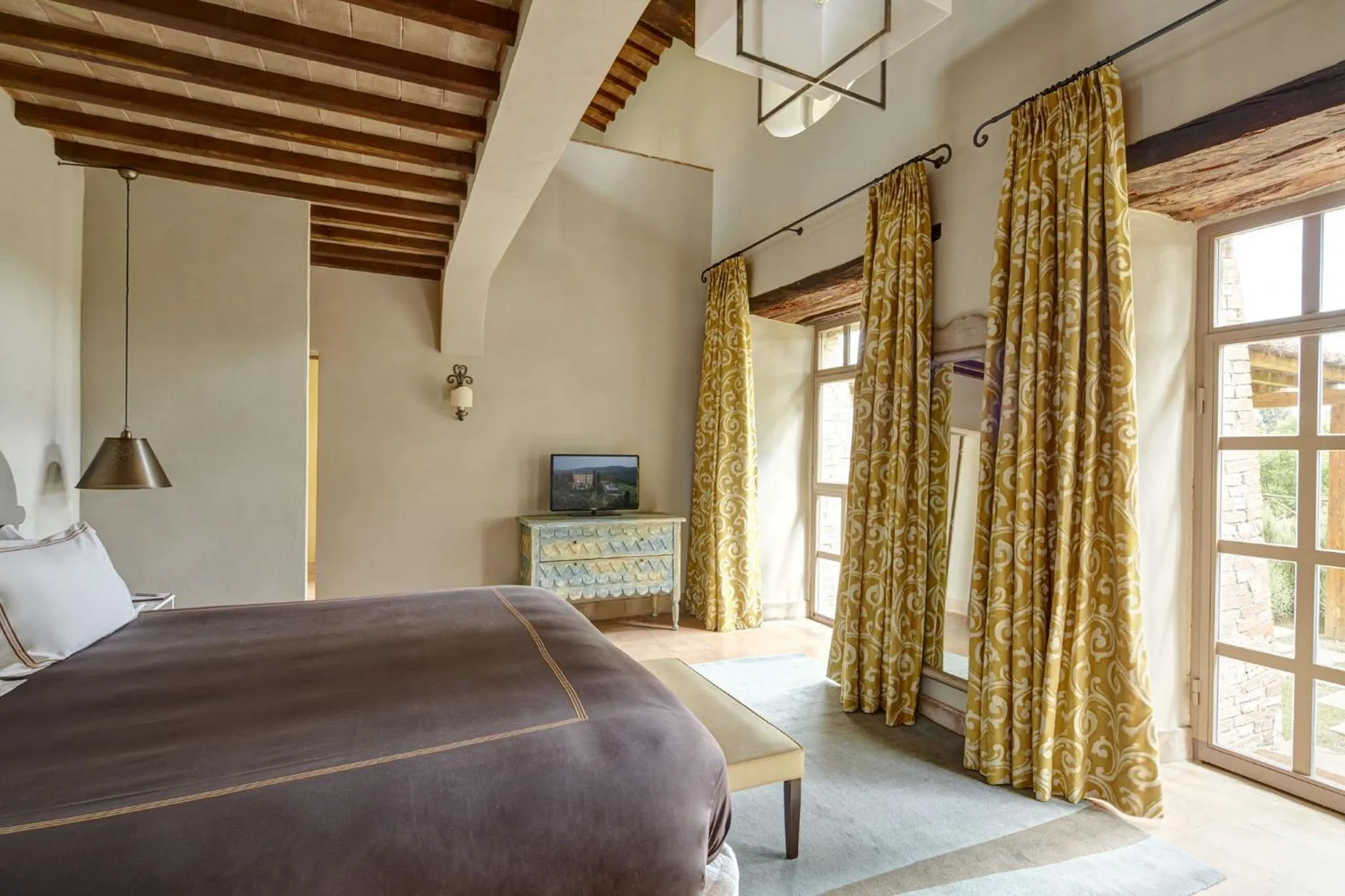 Bedroom, Bed in Castello di Casole, A Belmond Hotel, Tuscany