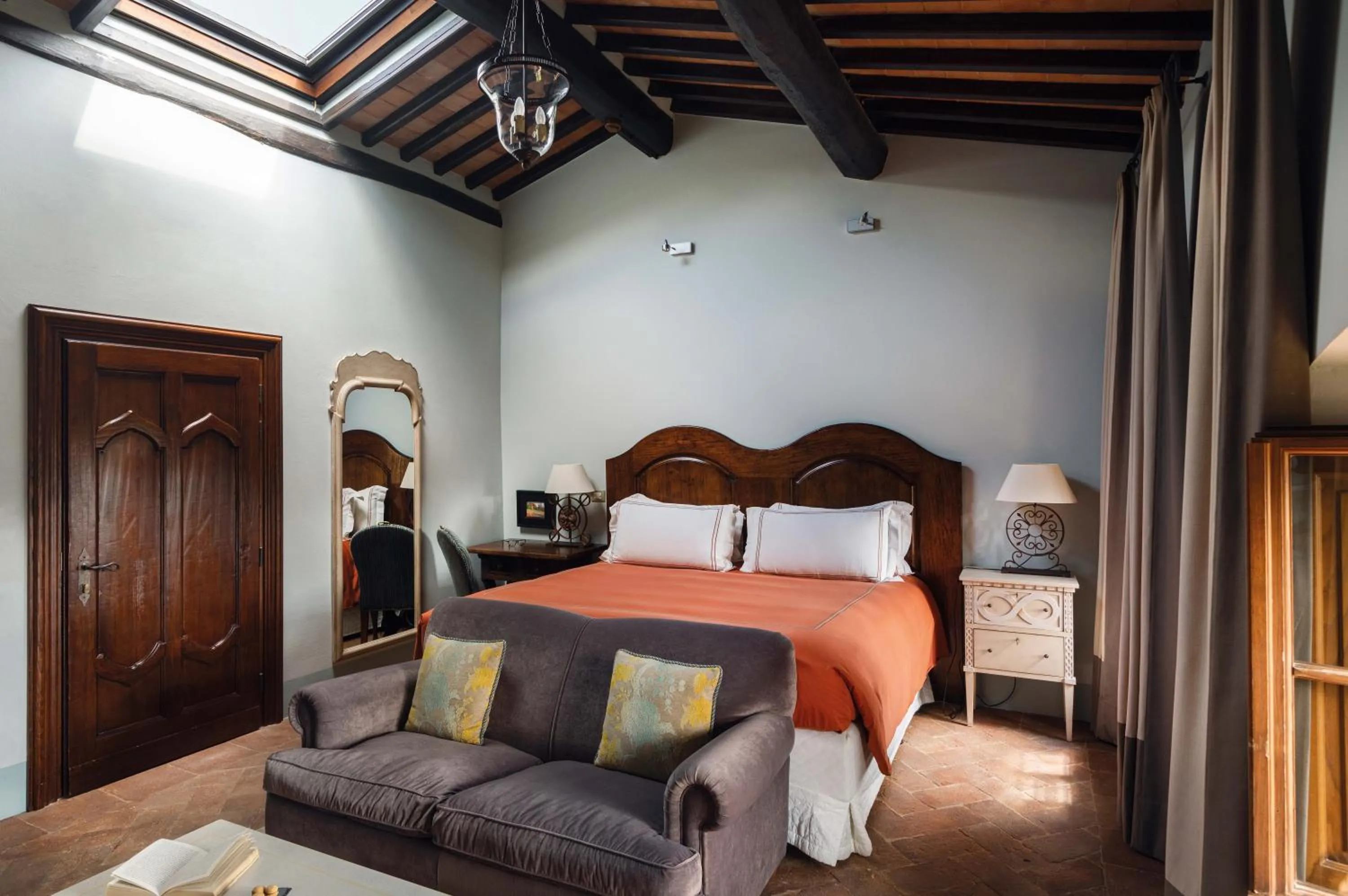 Bedroom, Bed in Castello di Casole, A Belmond Hotel, Tuscany