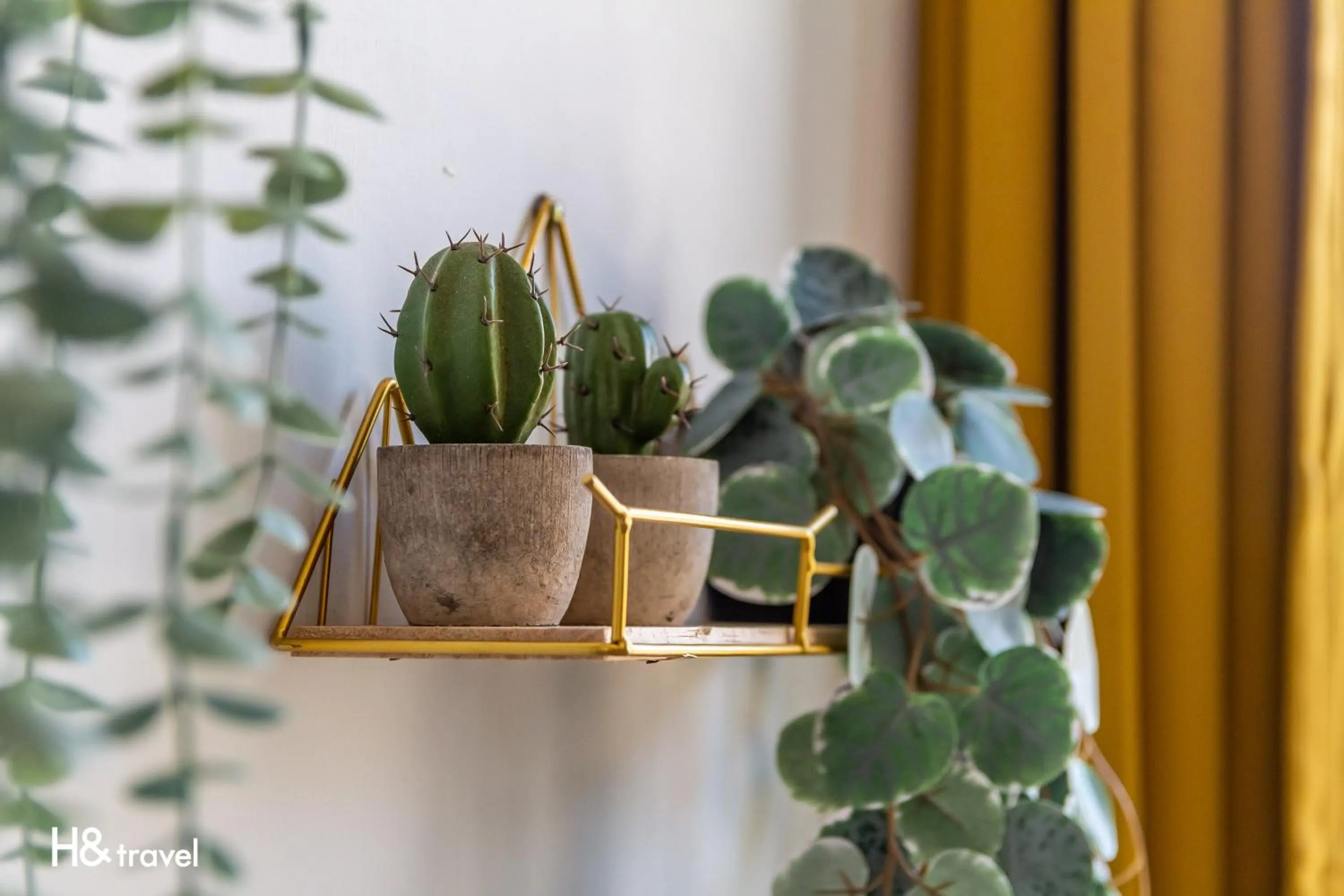 Decorative detail in Sleepier Multi-Minsu Tainan