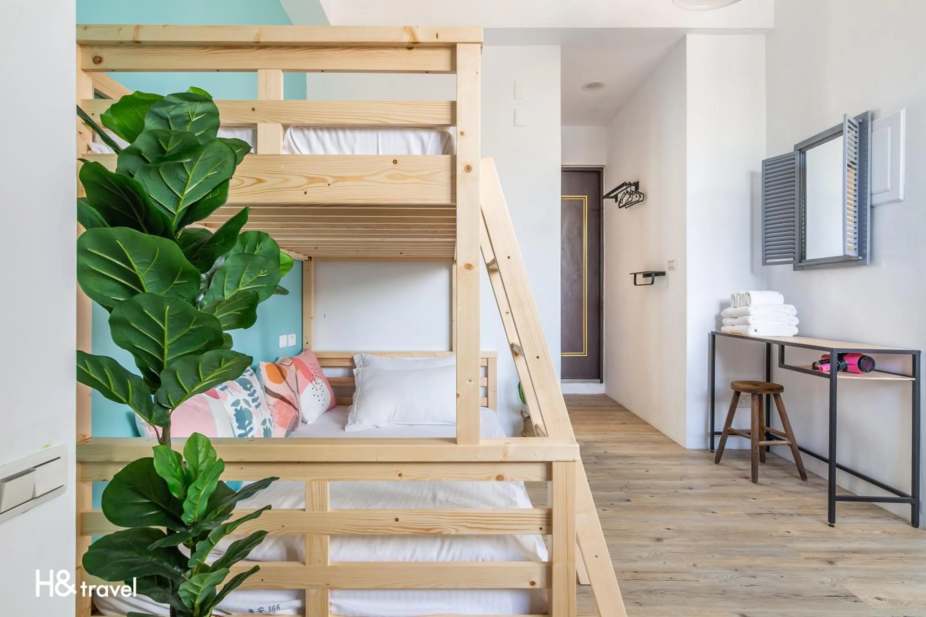 Decorative detail, Bed in Sleepier Multi-Minsu Tainan