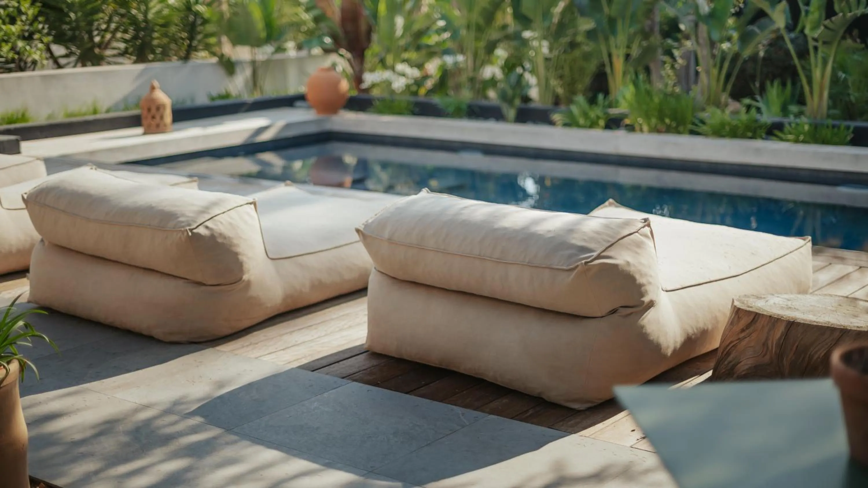 Swimming pool in L'Oasis Vendargues