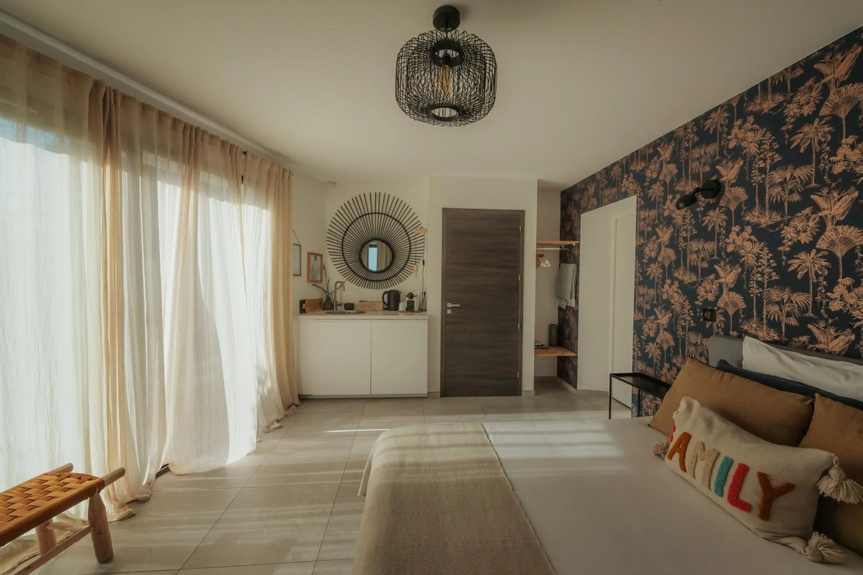 Kitchen or kitchenette, Bed in L'Oasis Vendargues