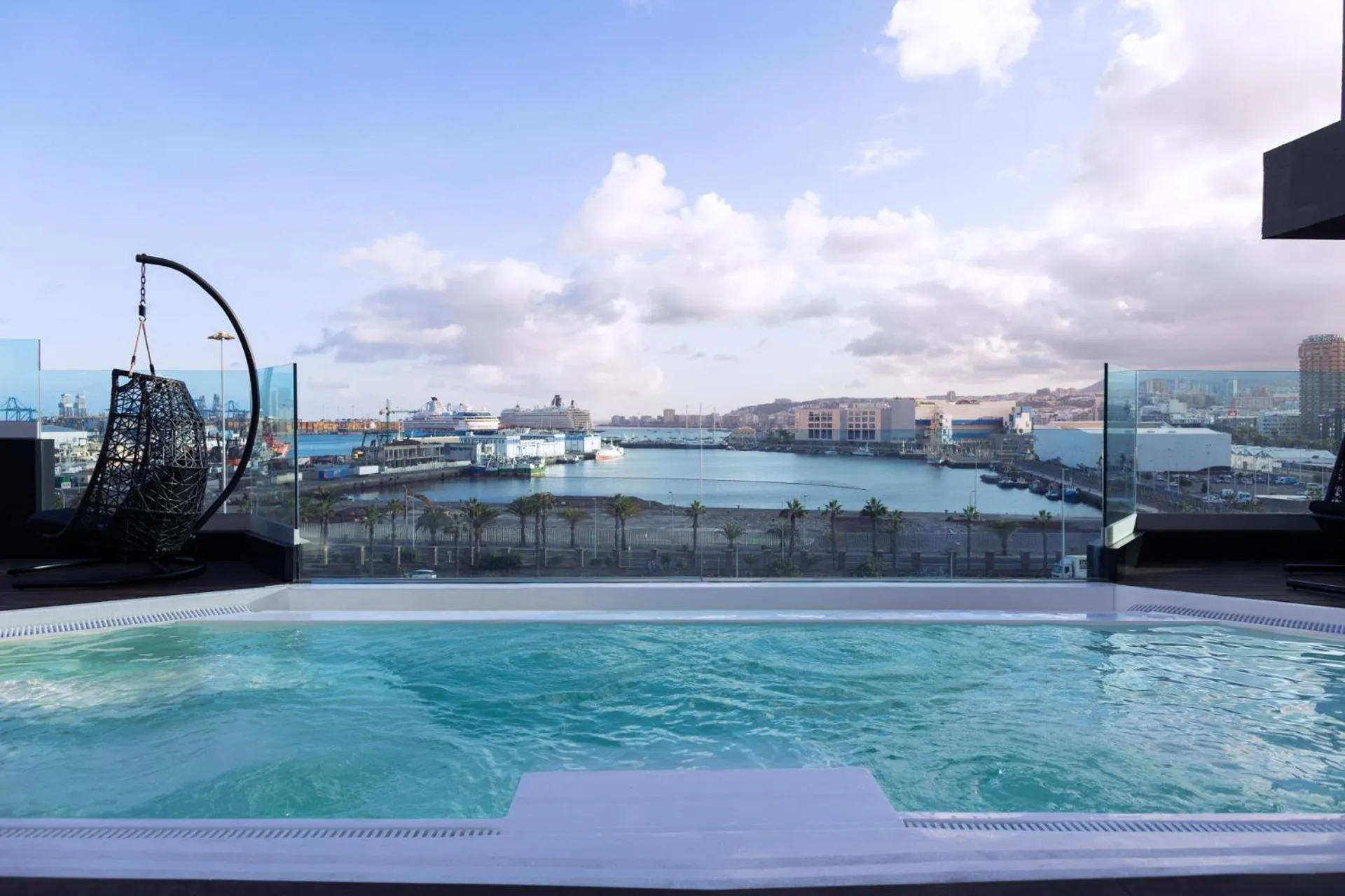 Pool view in Hotel Puerto de la Luz