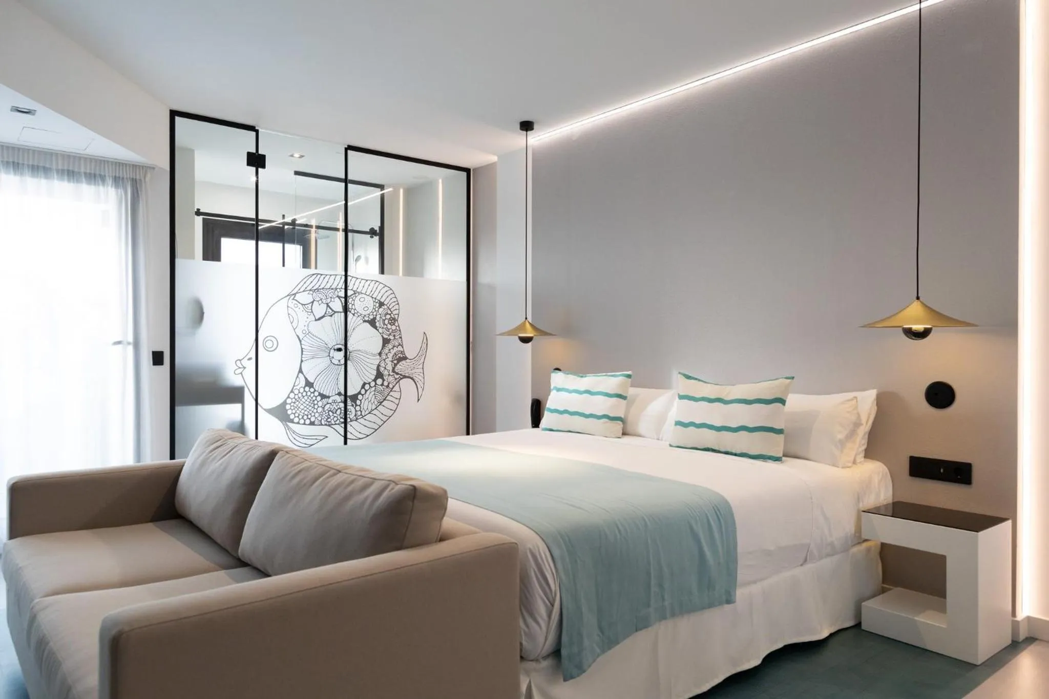 Photo of the whole room in Hotel Puerto de la Luz