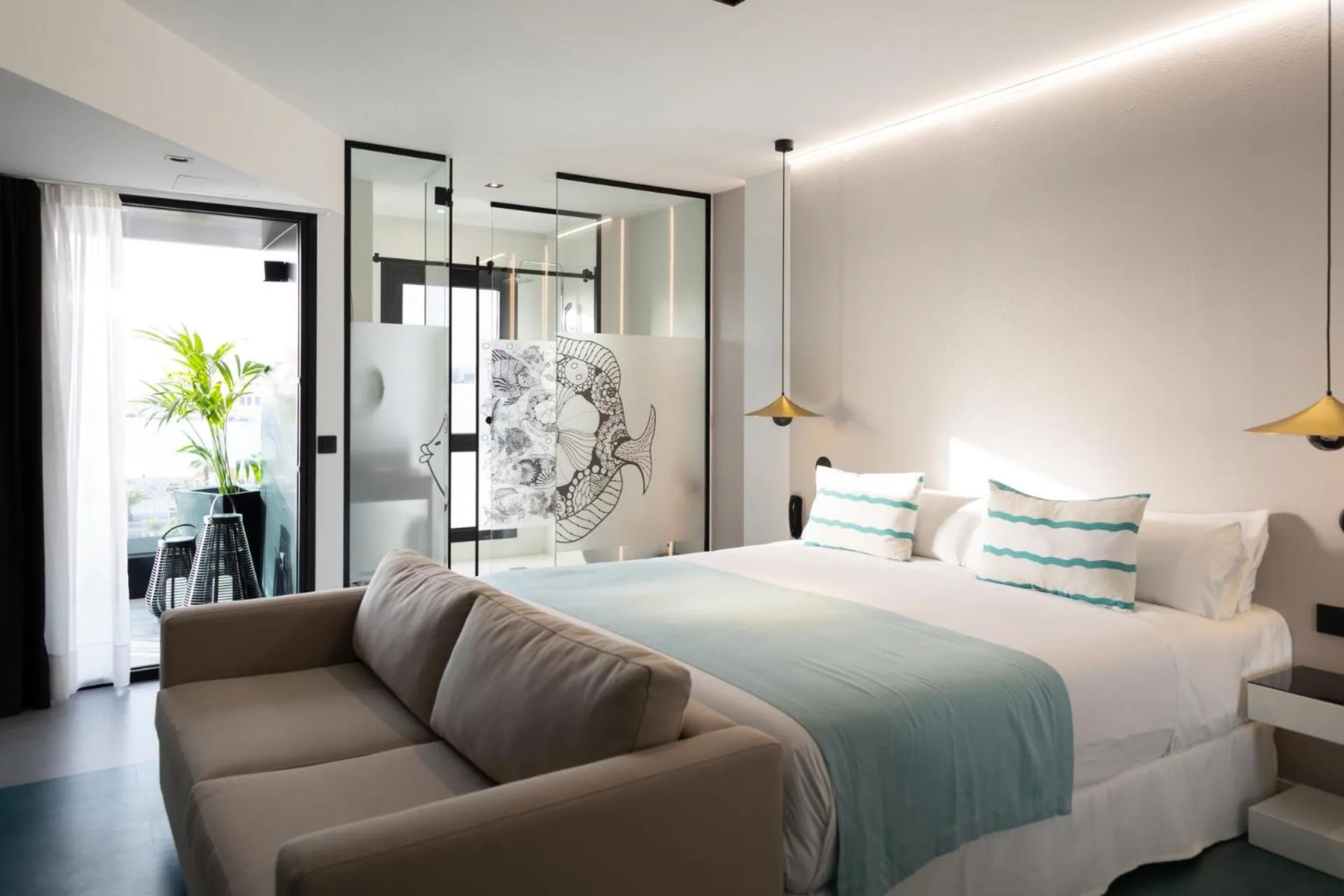 Photo of the whole room in Hotel Puerto de la Luz