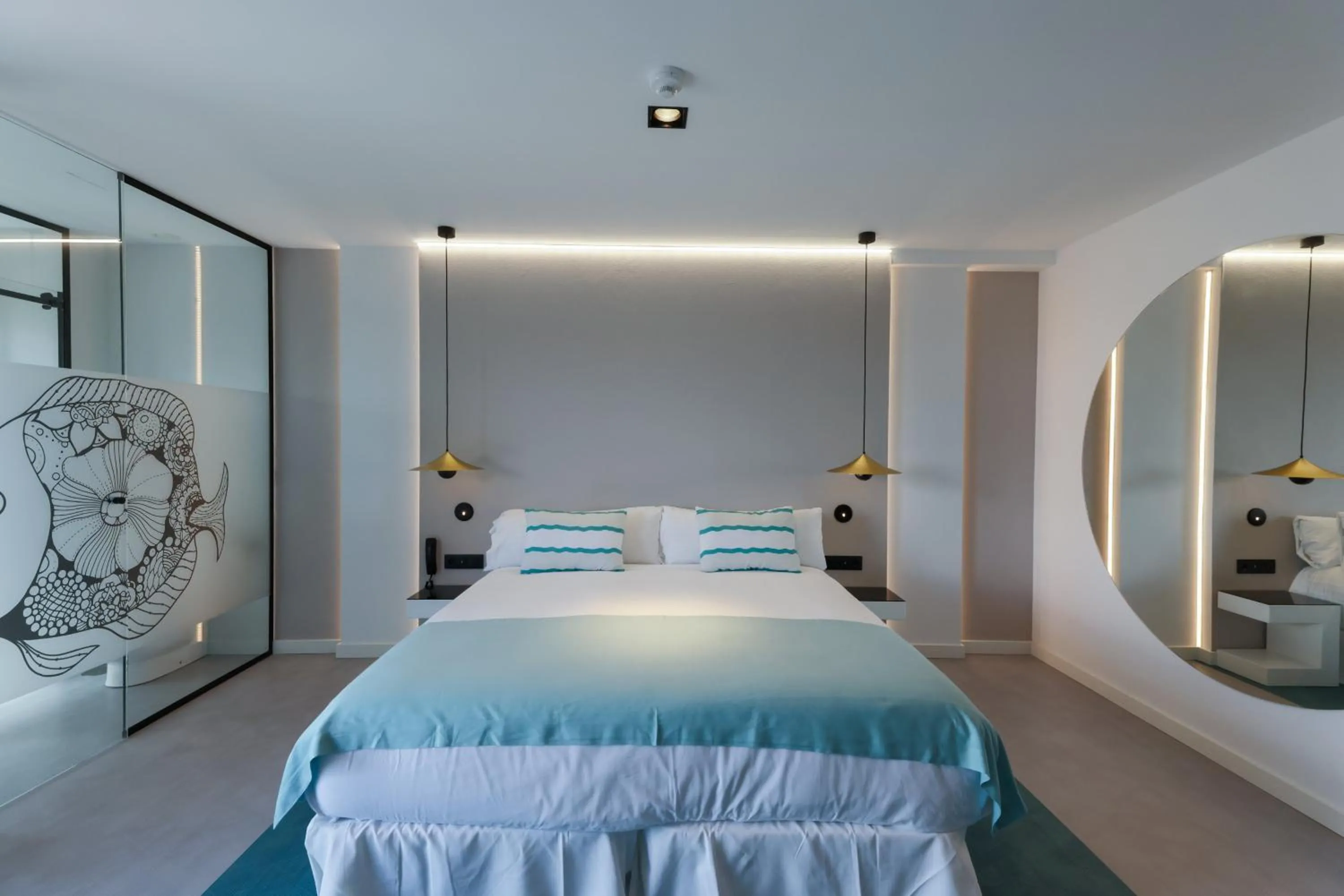 Photo of the whole room in Hotel Puerto de la Luz