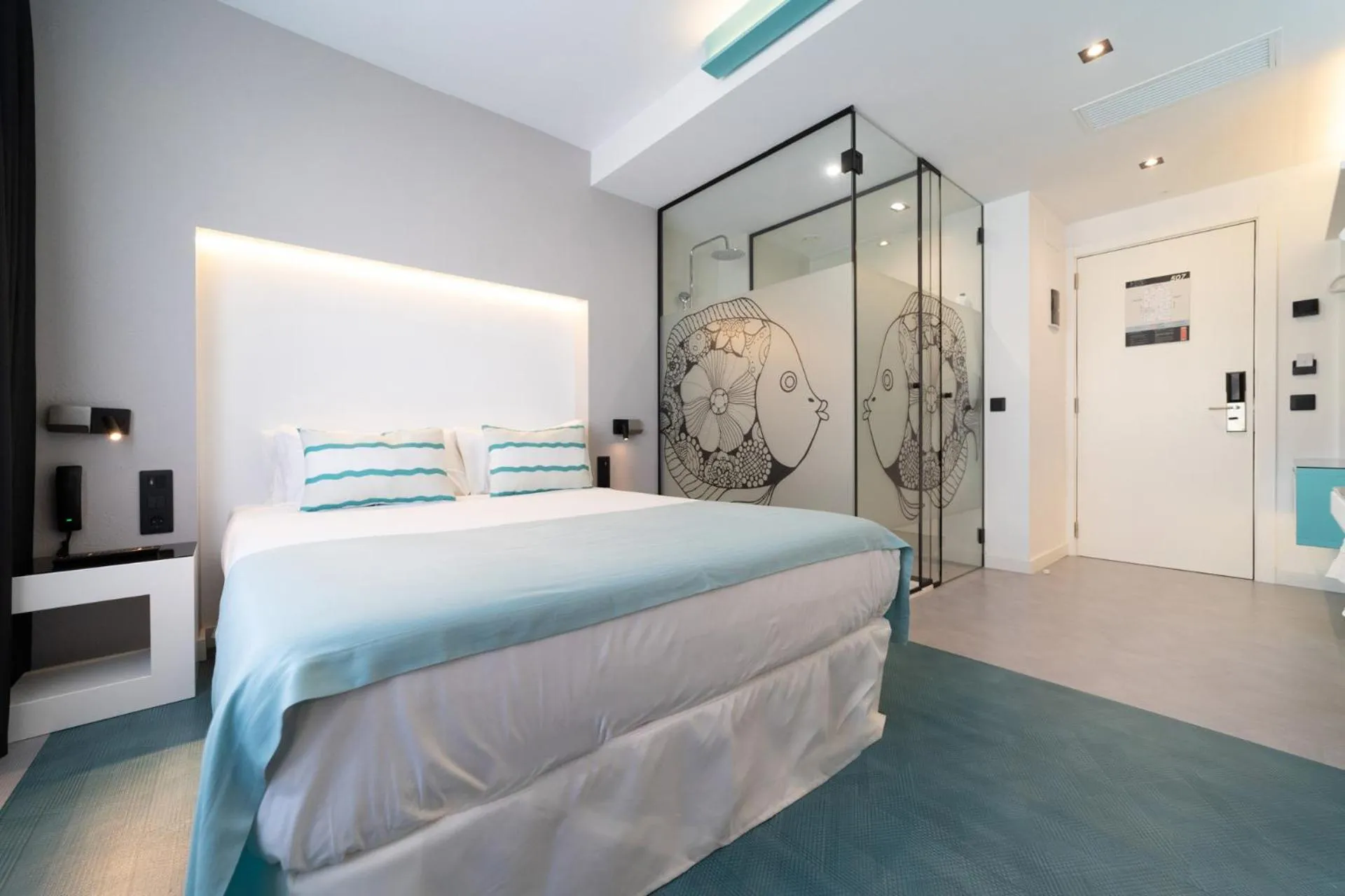 Photo of the whole room in Hotel Puerto de la Luz