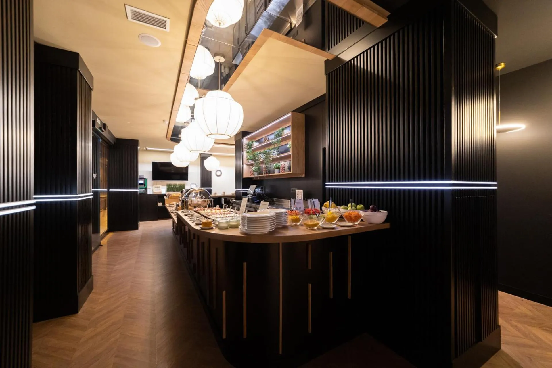 Buffet breakfast in Hotel Puerto de la Luz