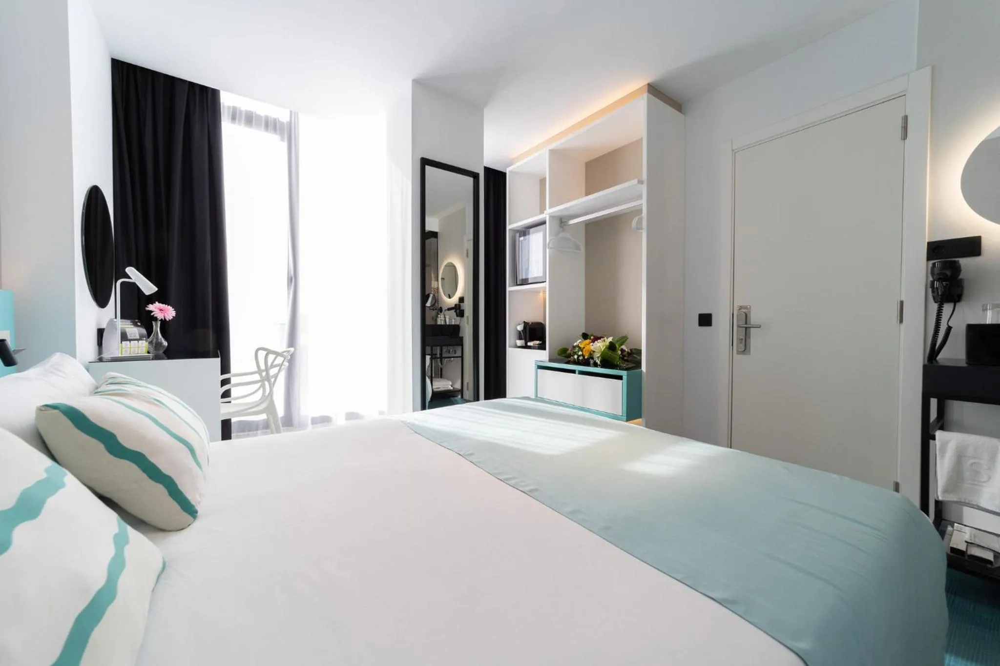 Photo of the whole room in Hotel Puerto de la Luz