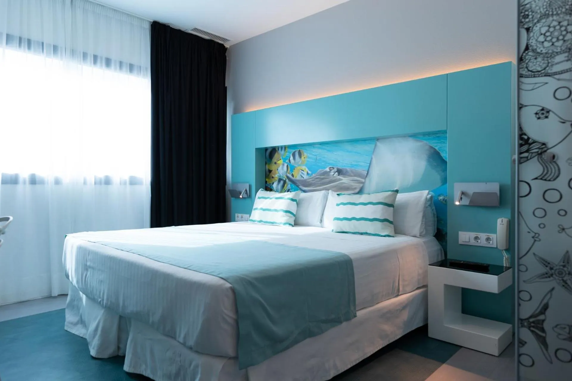 Photo of the whole room in Hotel Puerto de la Luz