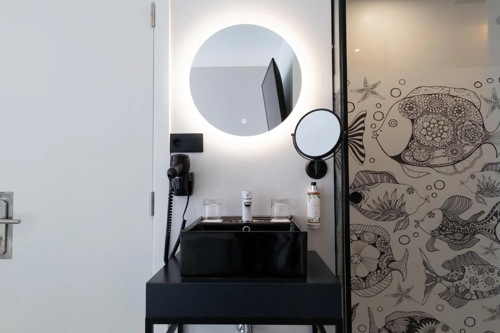 Bathroom in Hotel Puerto de la Luz