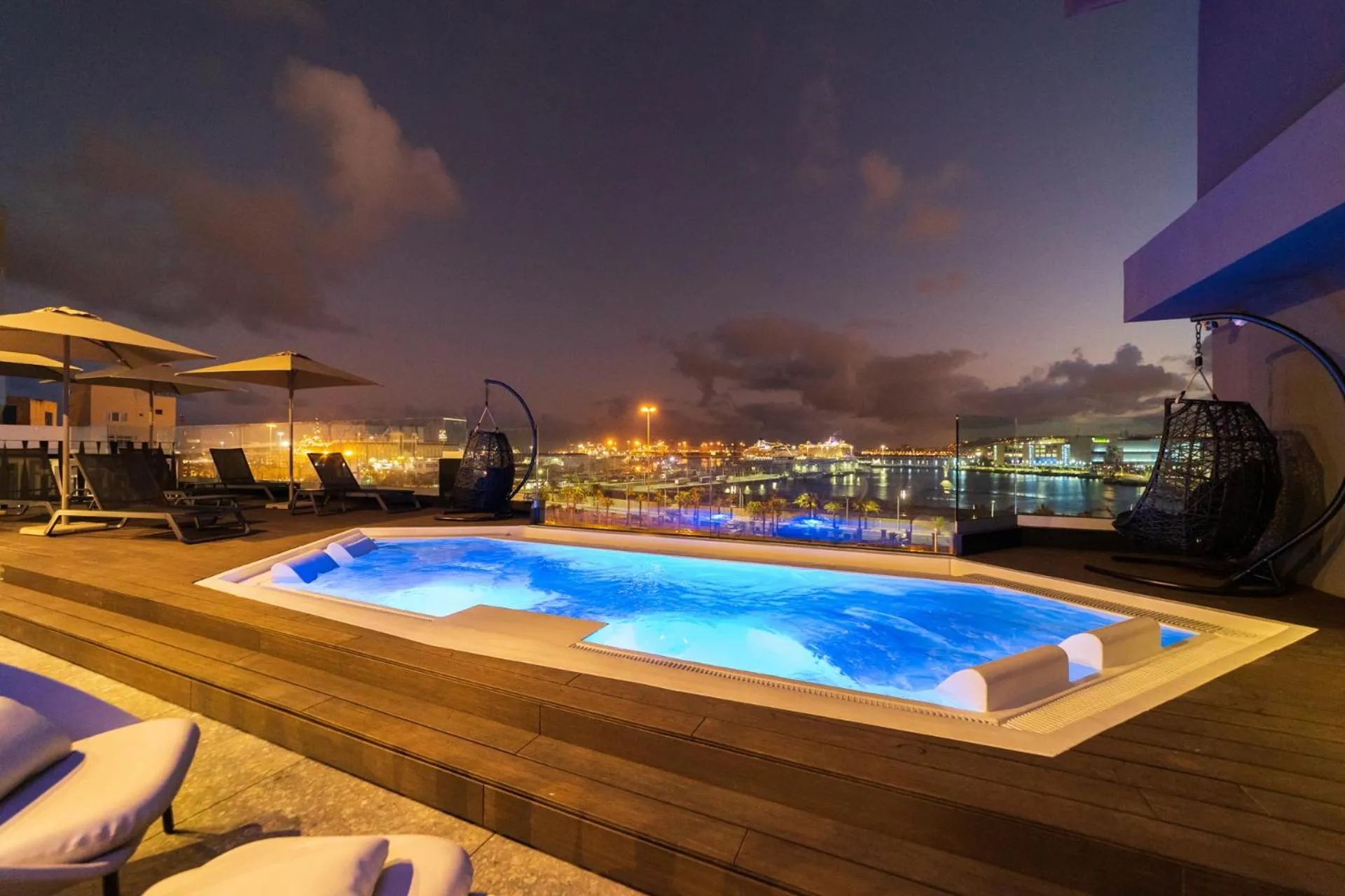 Swimming pool in Hotel Puerto de la Luz