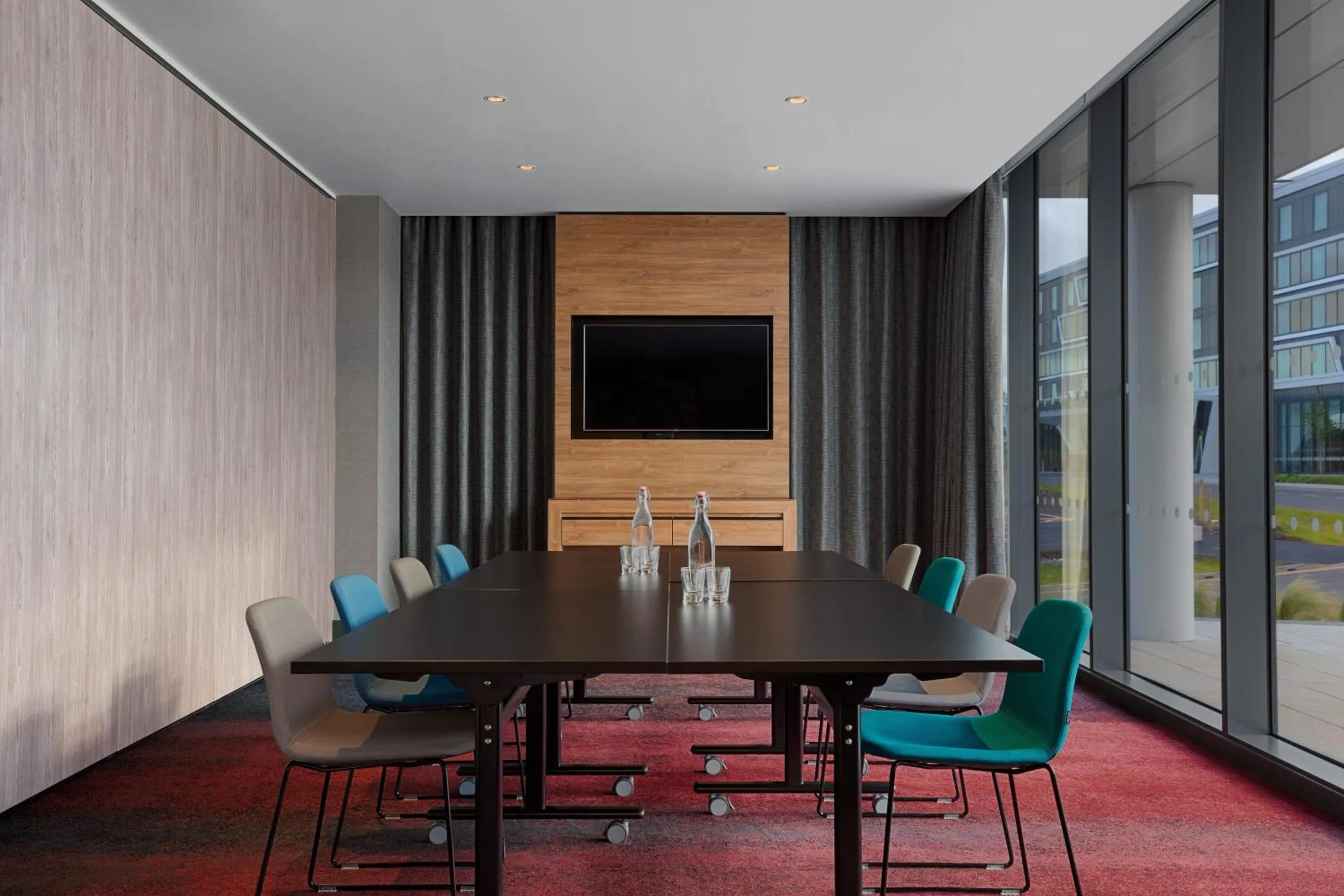 Meeting/conference room in Aloft Aberdeen TECA