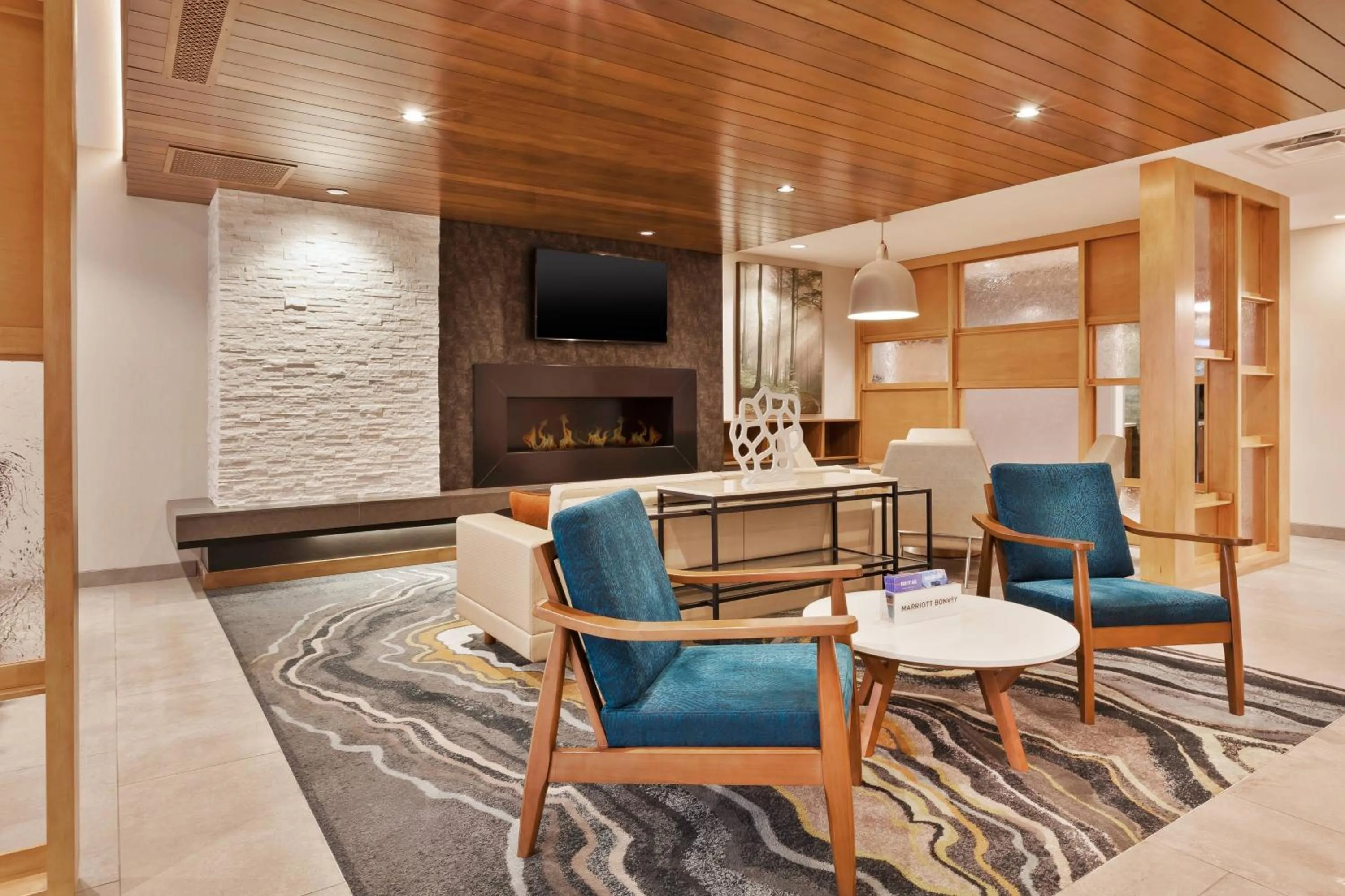 Lobby or reception in Fairfield Inn & Suites by Marriott Kalamazoo