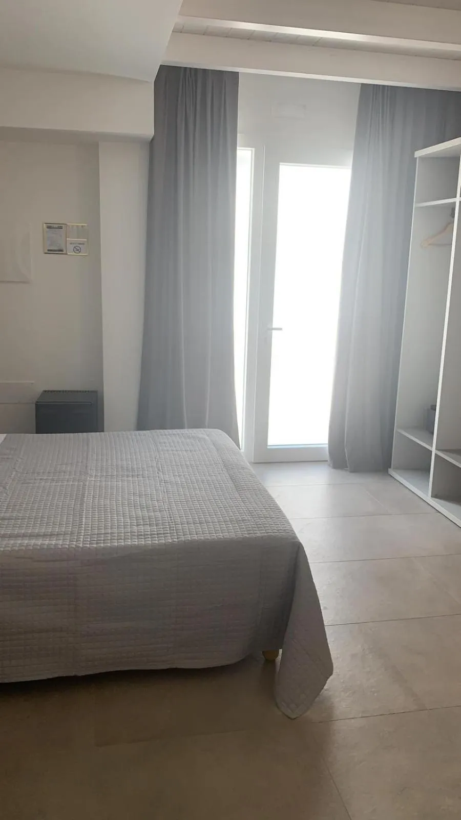 Bed in Hotel Victoria