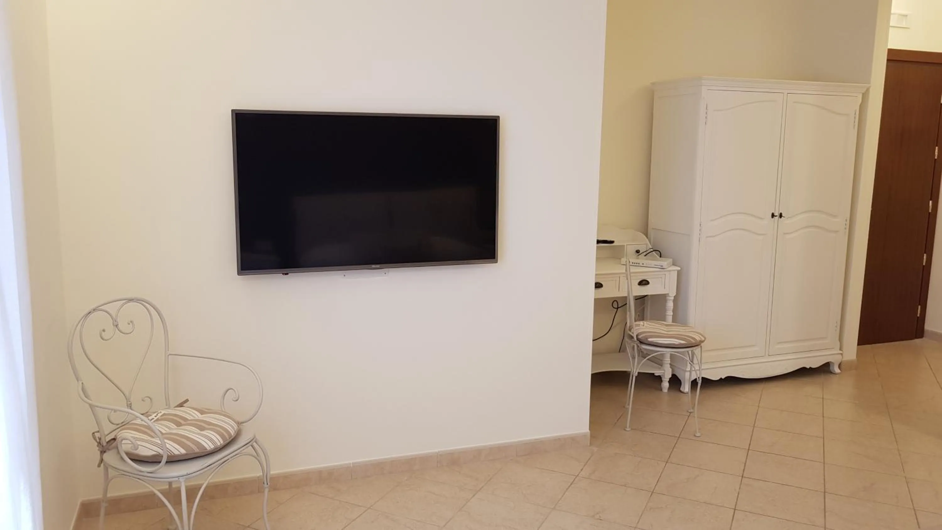 Photo of the whole room in Hotel Victoria