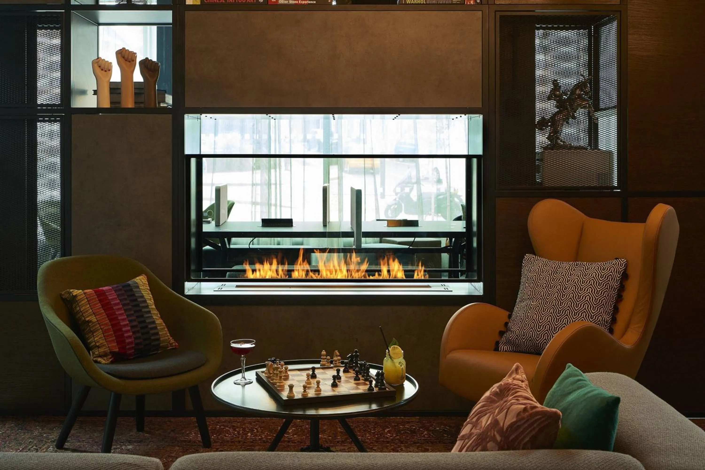 Living room in Moxy York