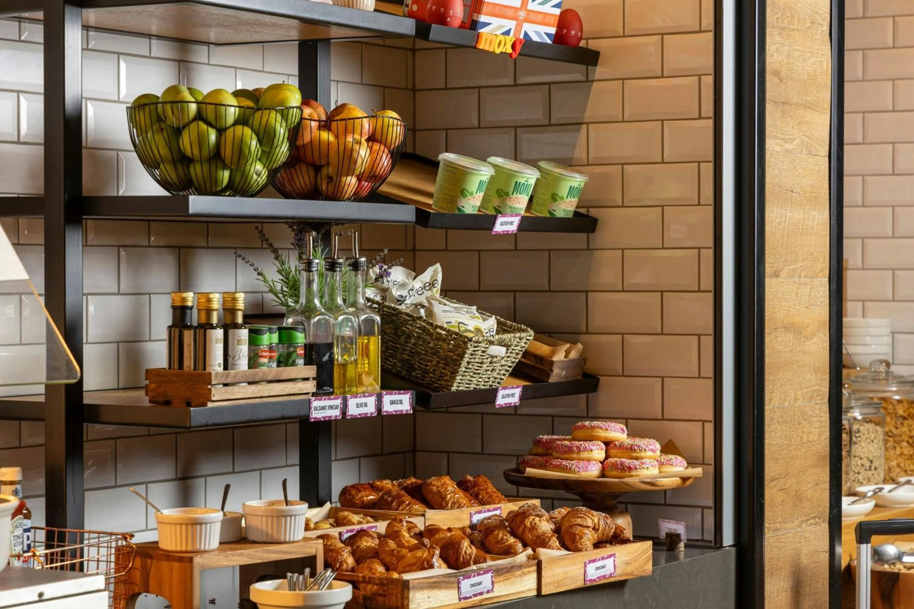 Breakfast in Moxy York