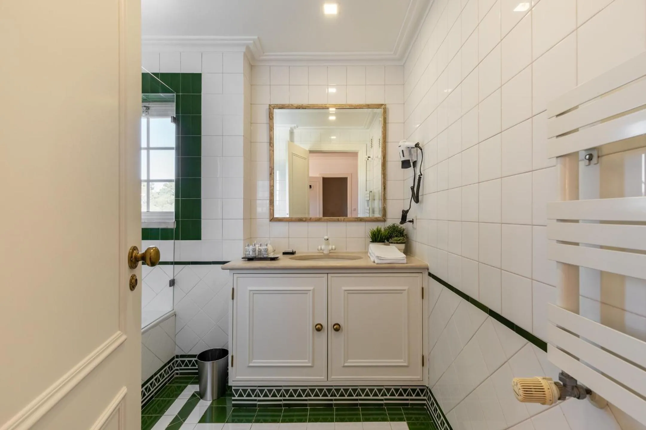 Estoril Luxury Suites & Spa - Cascais