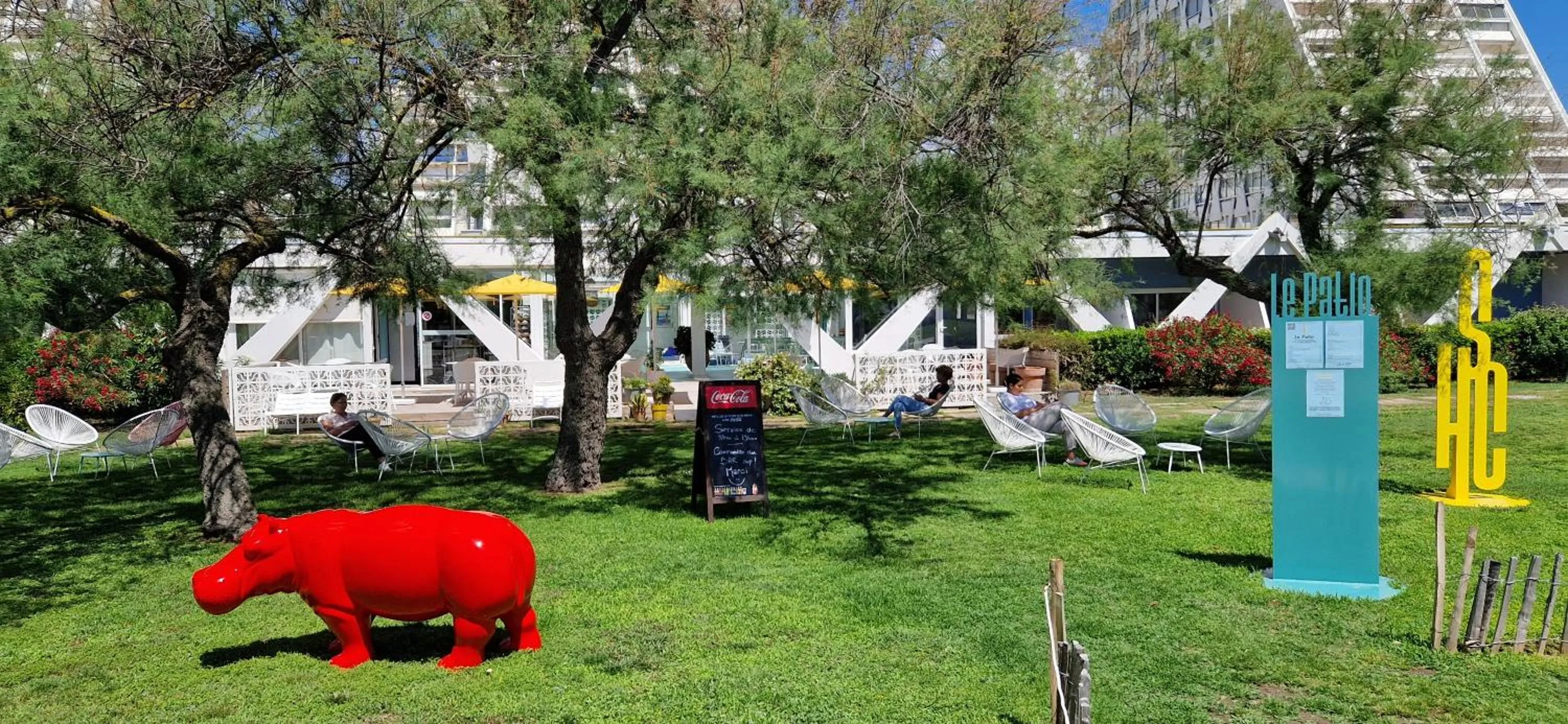 Garden in Hôtel Saint-Clair, côté Plage