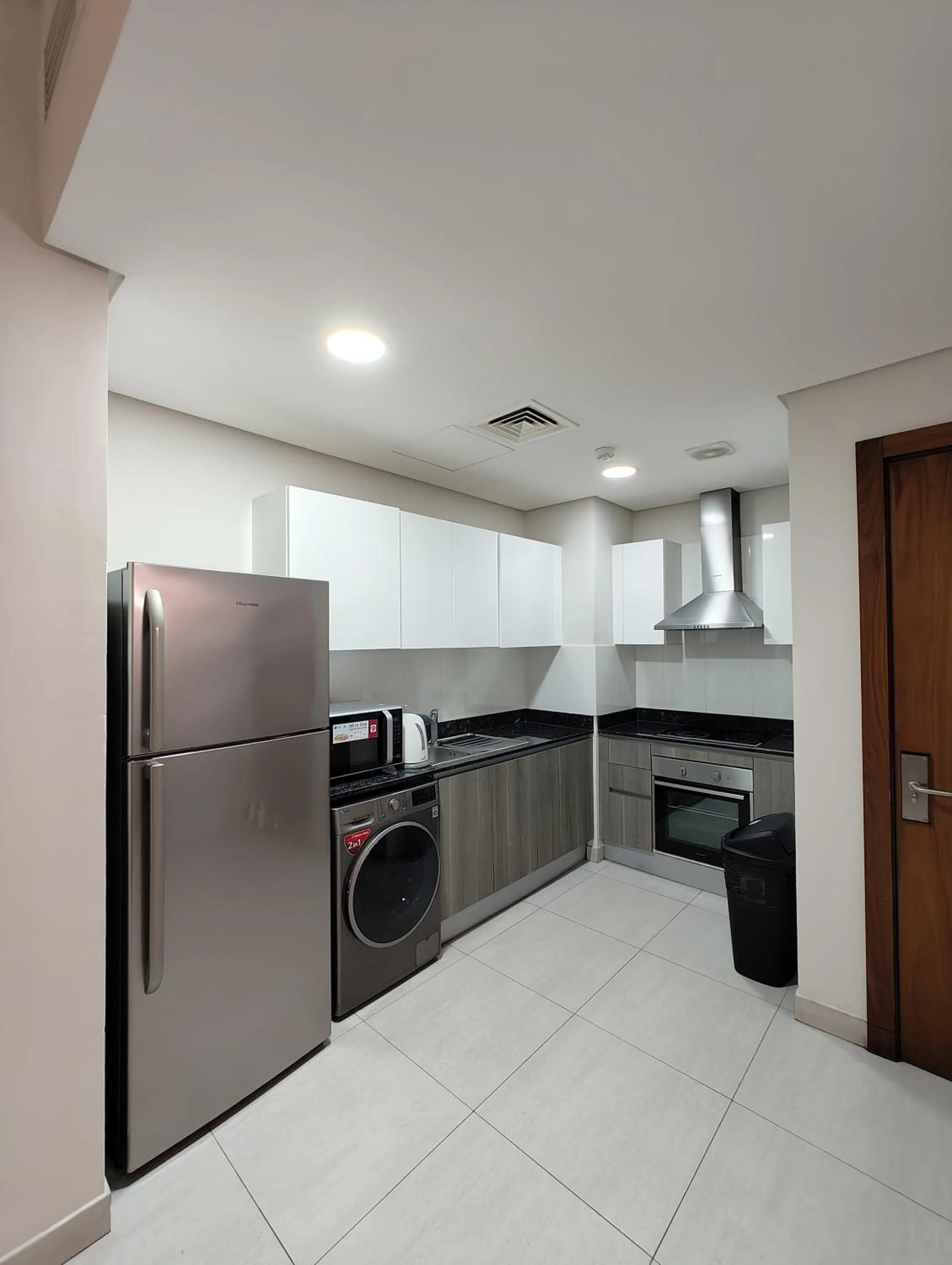 Kitchen or kitchenette in The Spot Residence