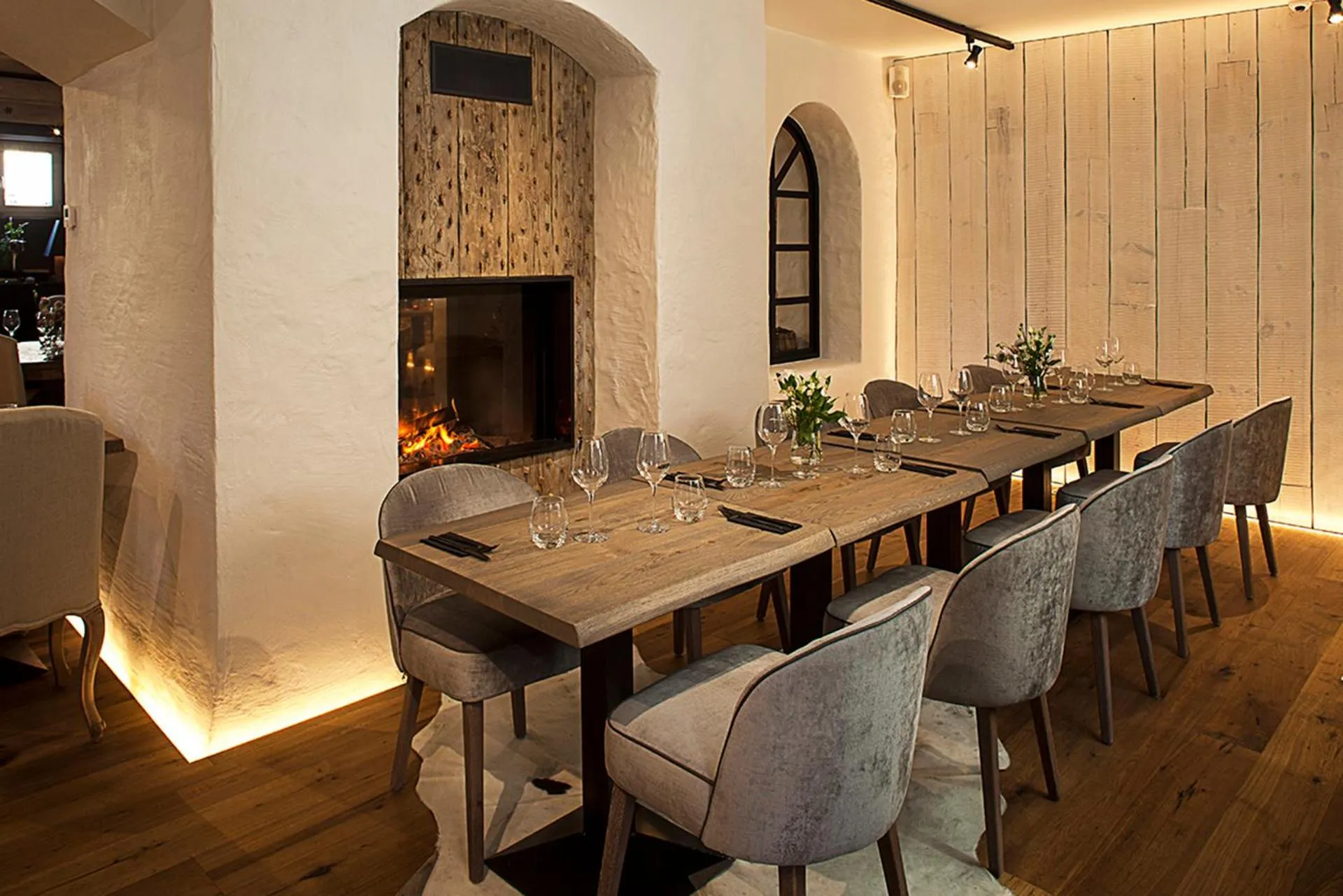 Restaurant/places to eat in Frost Boutique Hotel