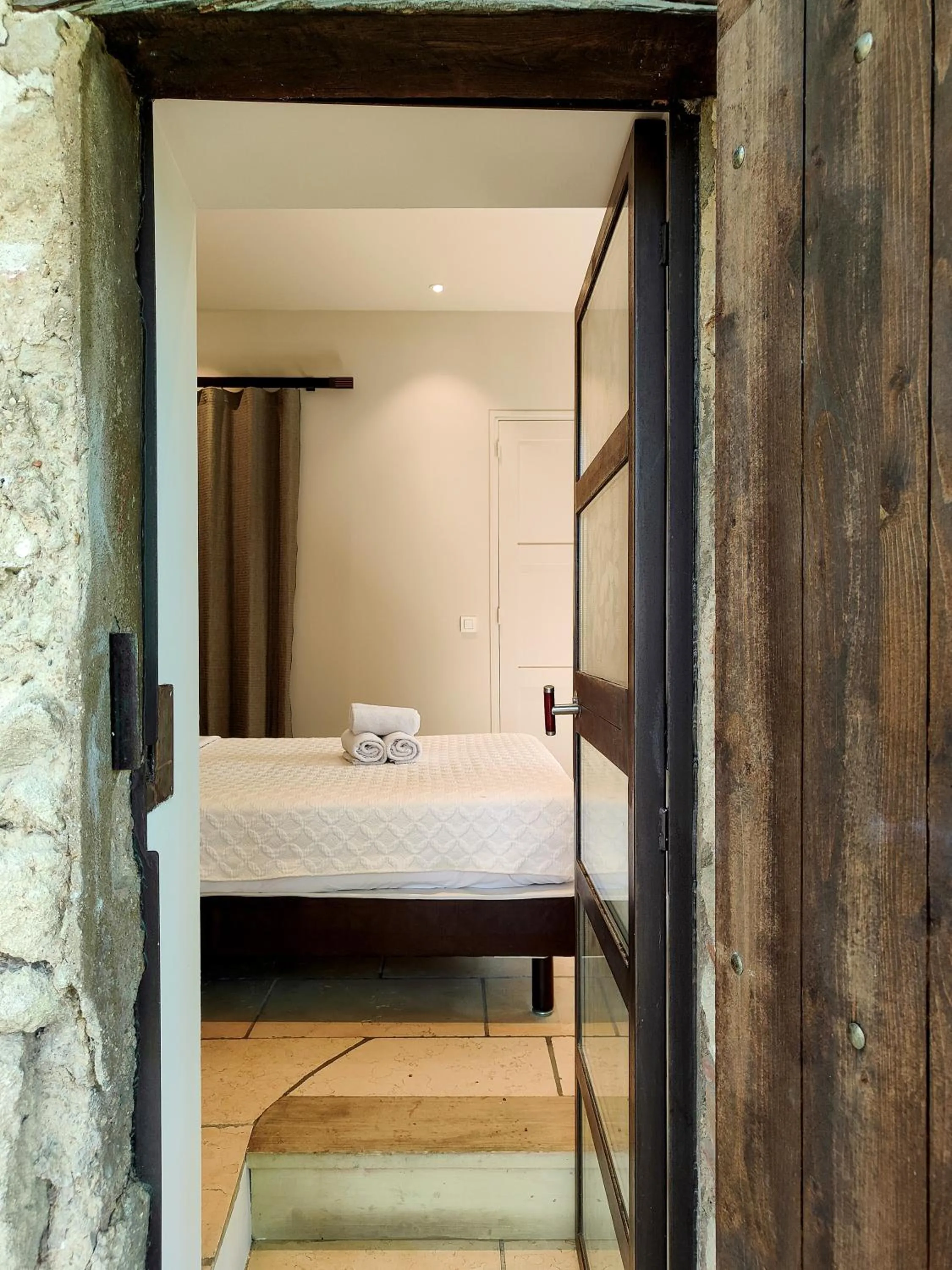 Bed in Hostellerie Le Paradou