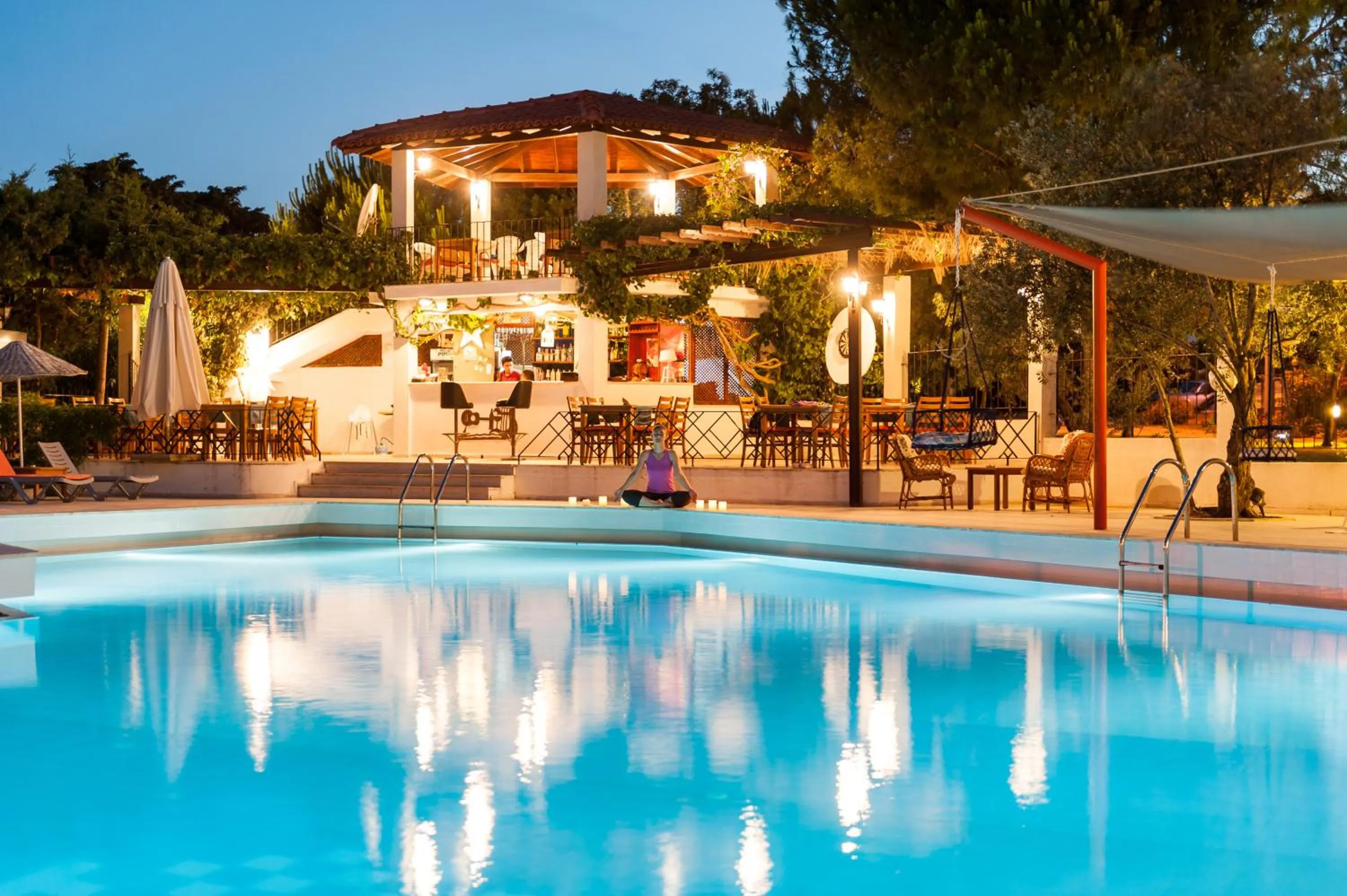 Restaurant/places to eat in Arinnanda Hotel Cesme