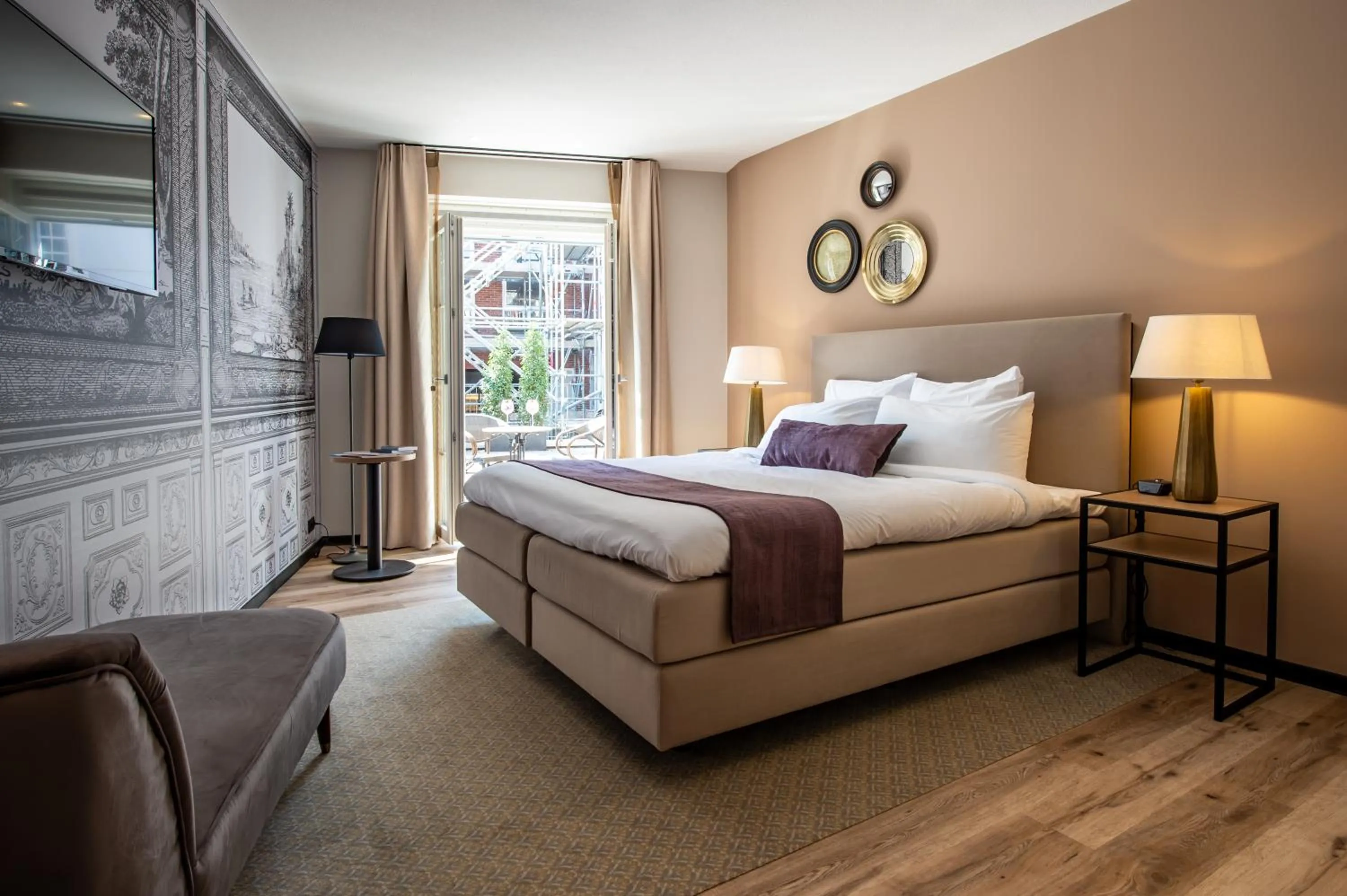 Photo of the whole room, Bed in Mondragon