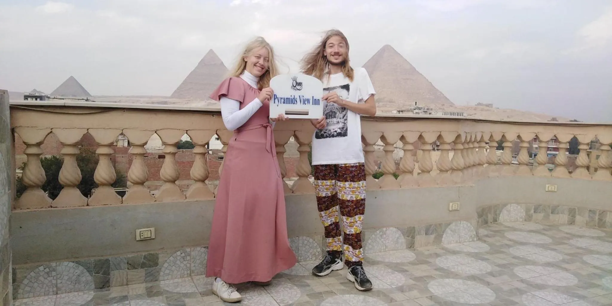 Queen Pyramids View Inn