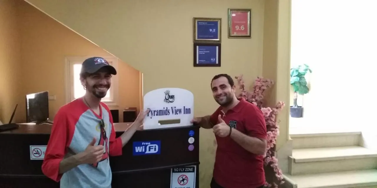 Queen Pyramids View Inn