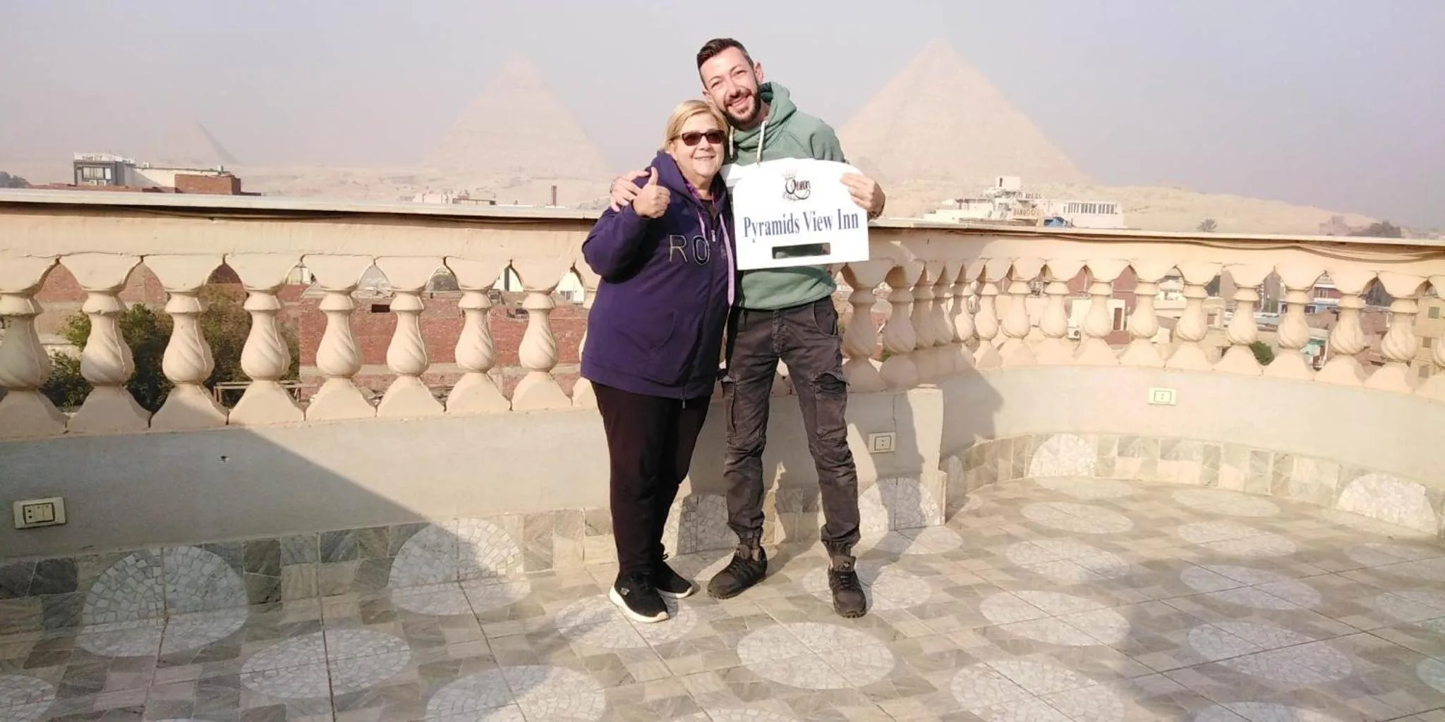 Queen Pyramids View Inn