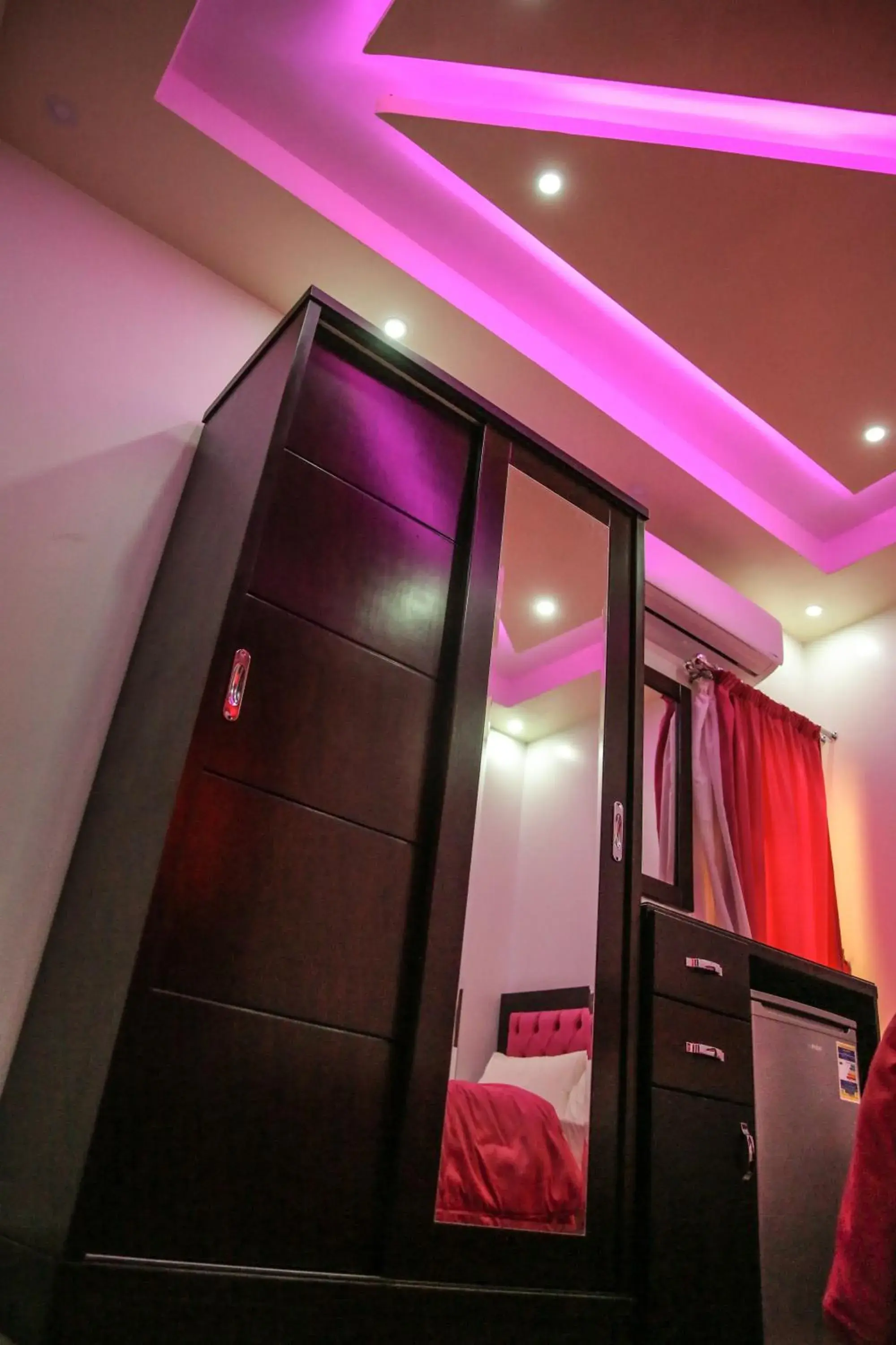 Deluxe Double Room with Balcony - single occupancy in Queen Pyramids View Inn Deluxe Double Room with Balcony - single occupancy in Queen Pyramids View Inn