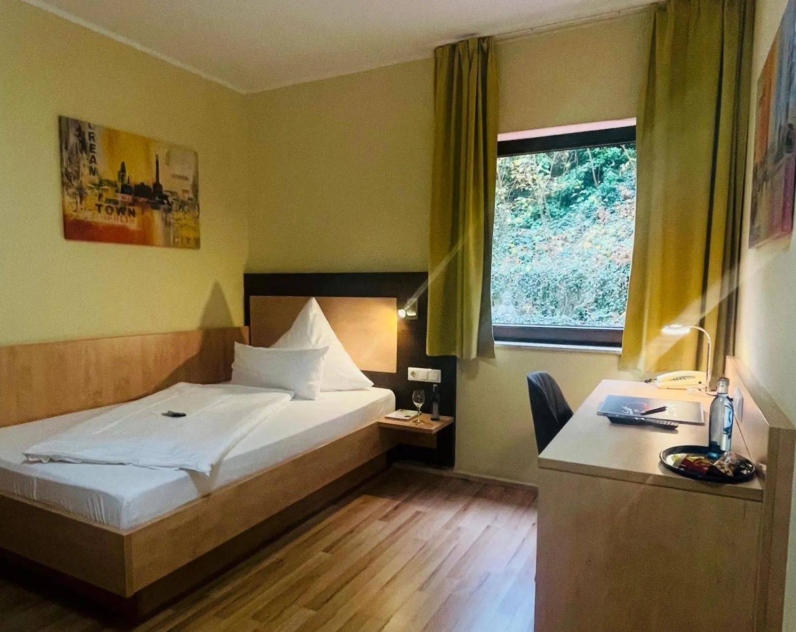 Bed in Hotel Waldesruh