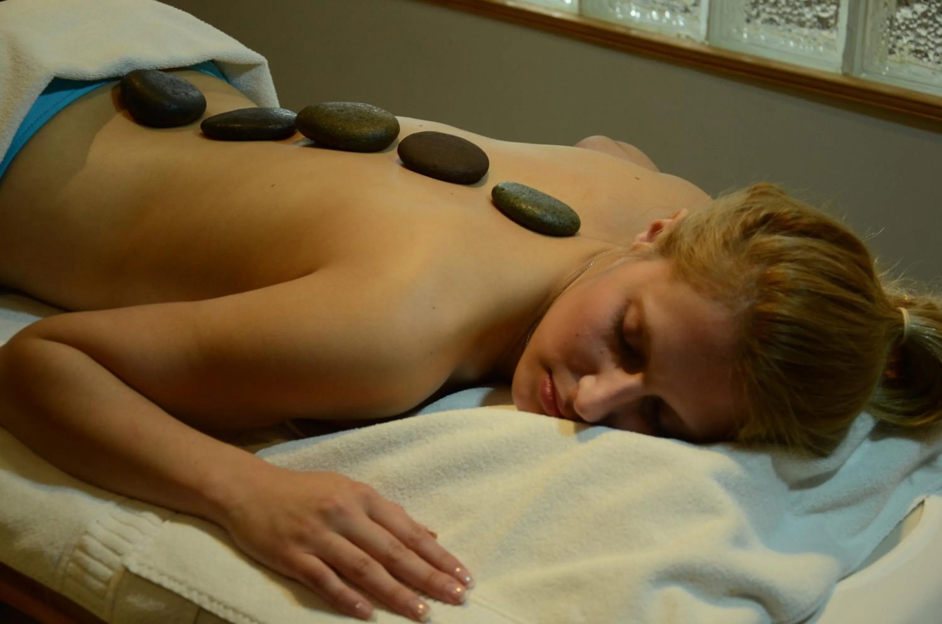 Massage in Ñikén Hotel & Spa