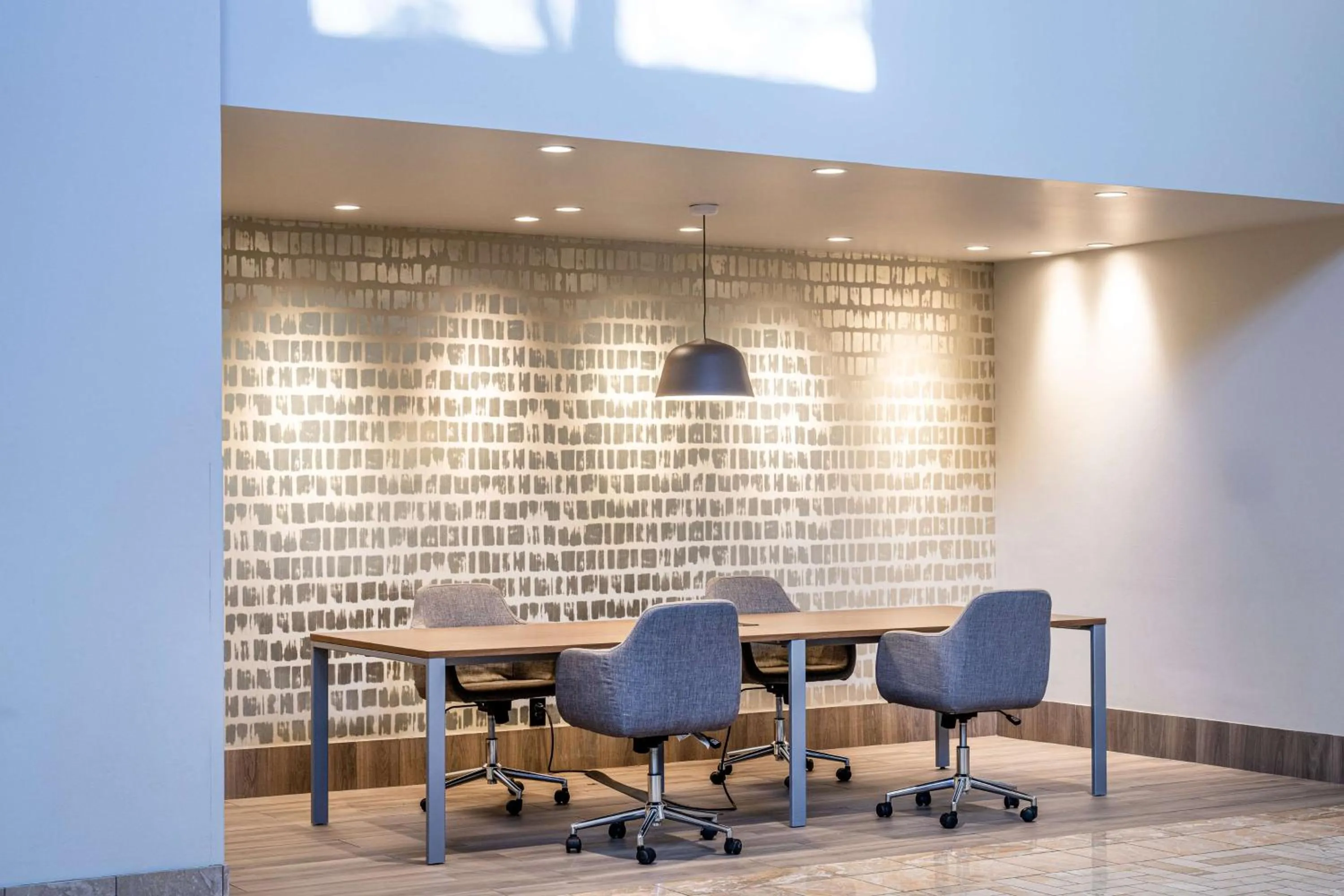 Business facilities in Hilton Richardson Dallas, TX