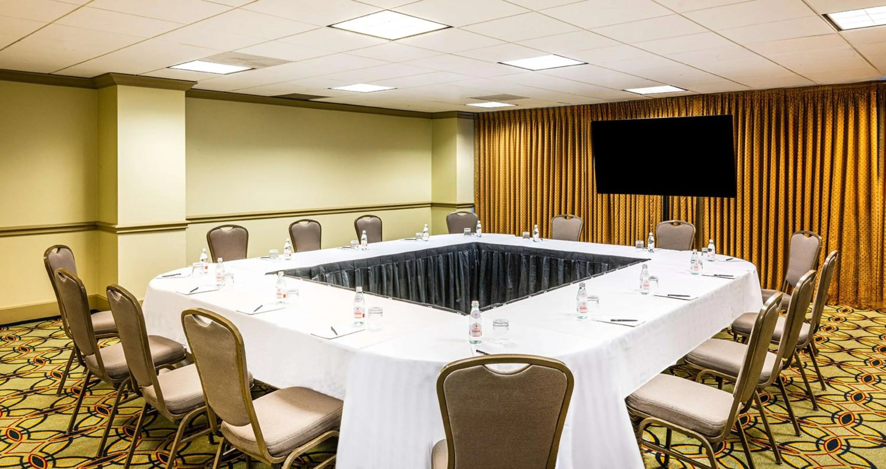 Meeting/conference room in Hilton Richardson Dallas, TX
