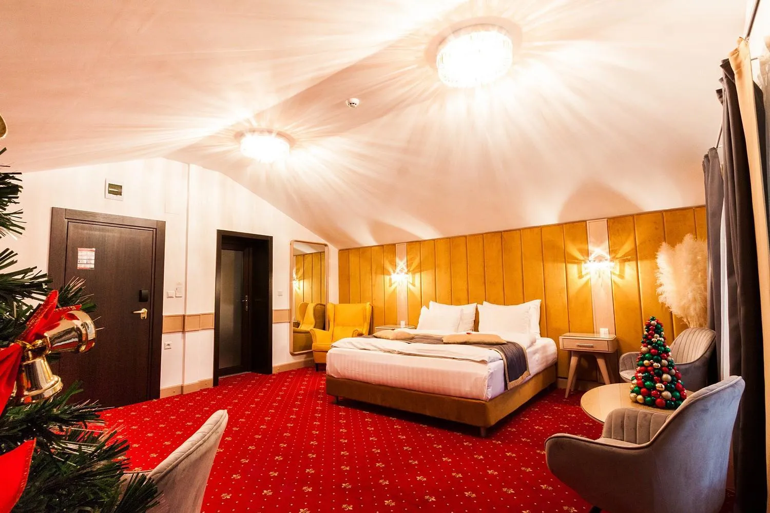 Bed in Hotel Lacu Rosu