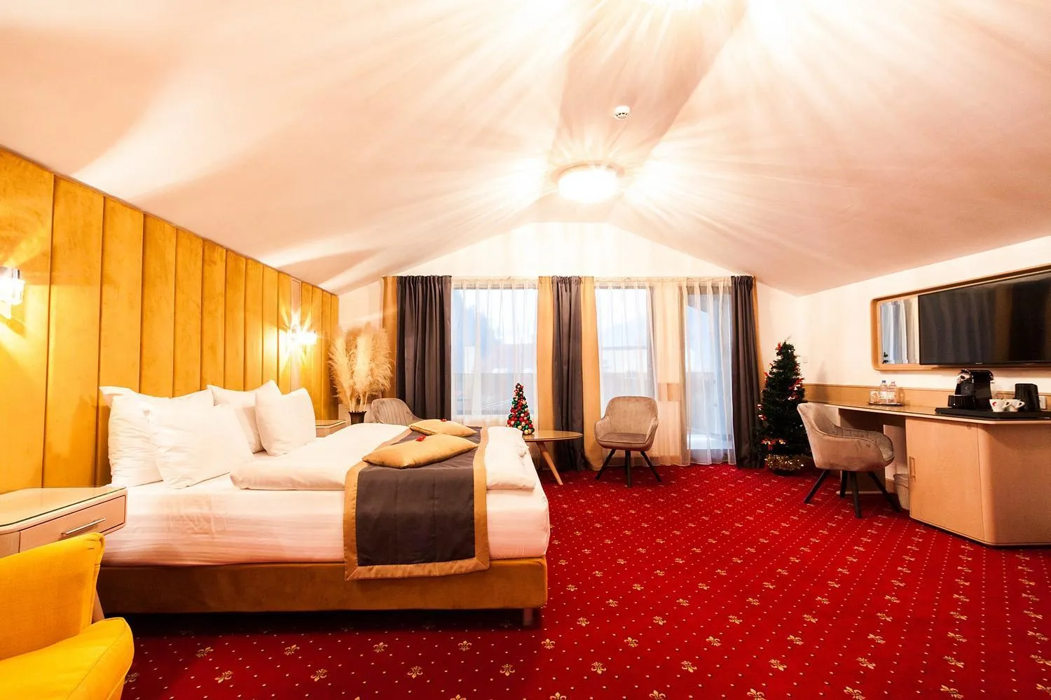 Bed in Hotel Lacu Rosu