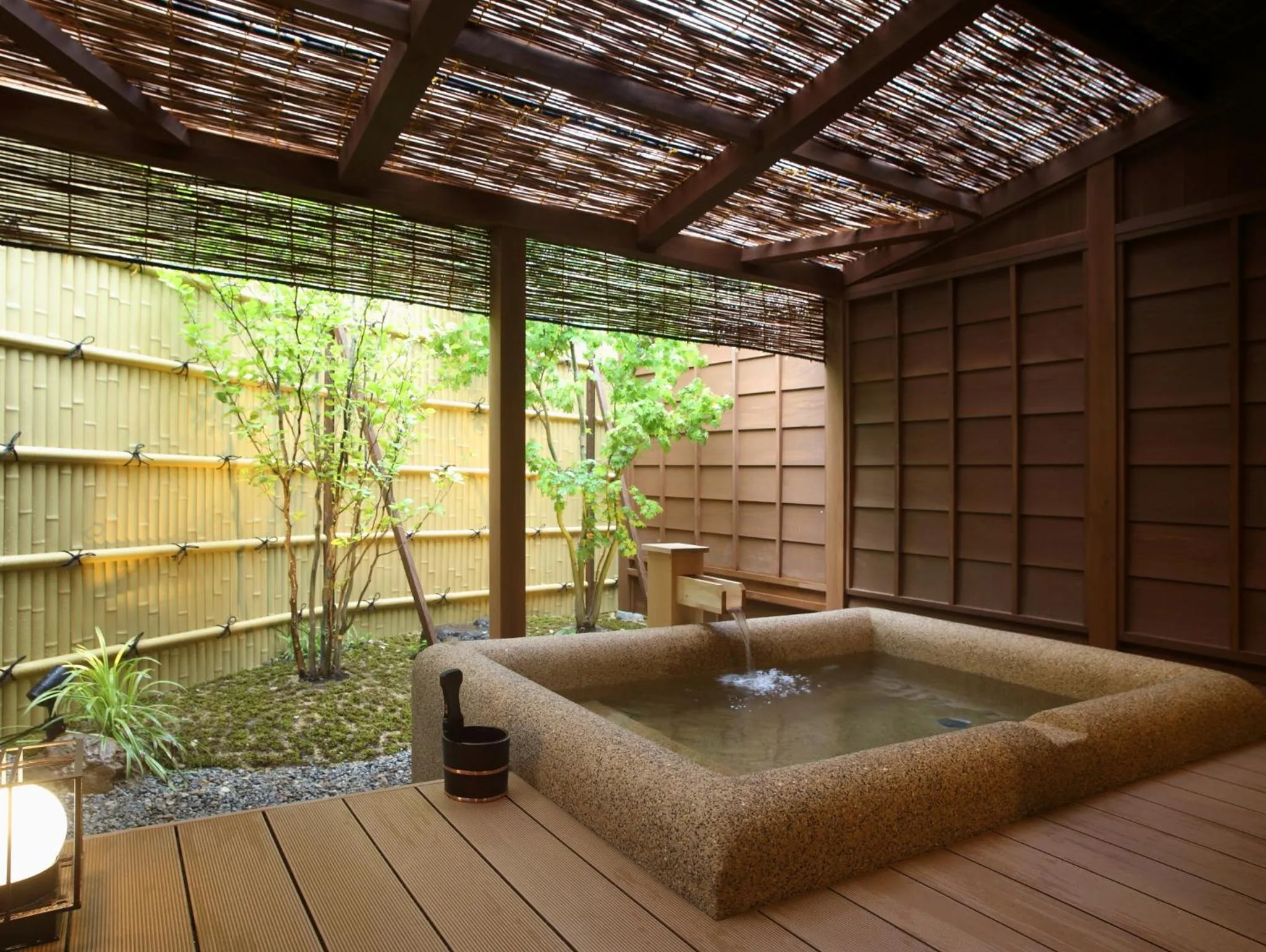Kanazawa Yuwaku Onsen Kokarian
