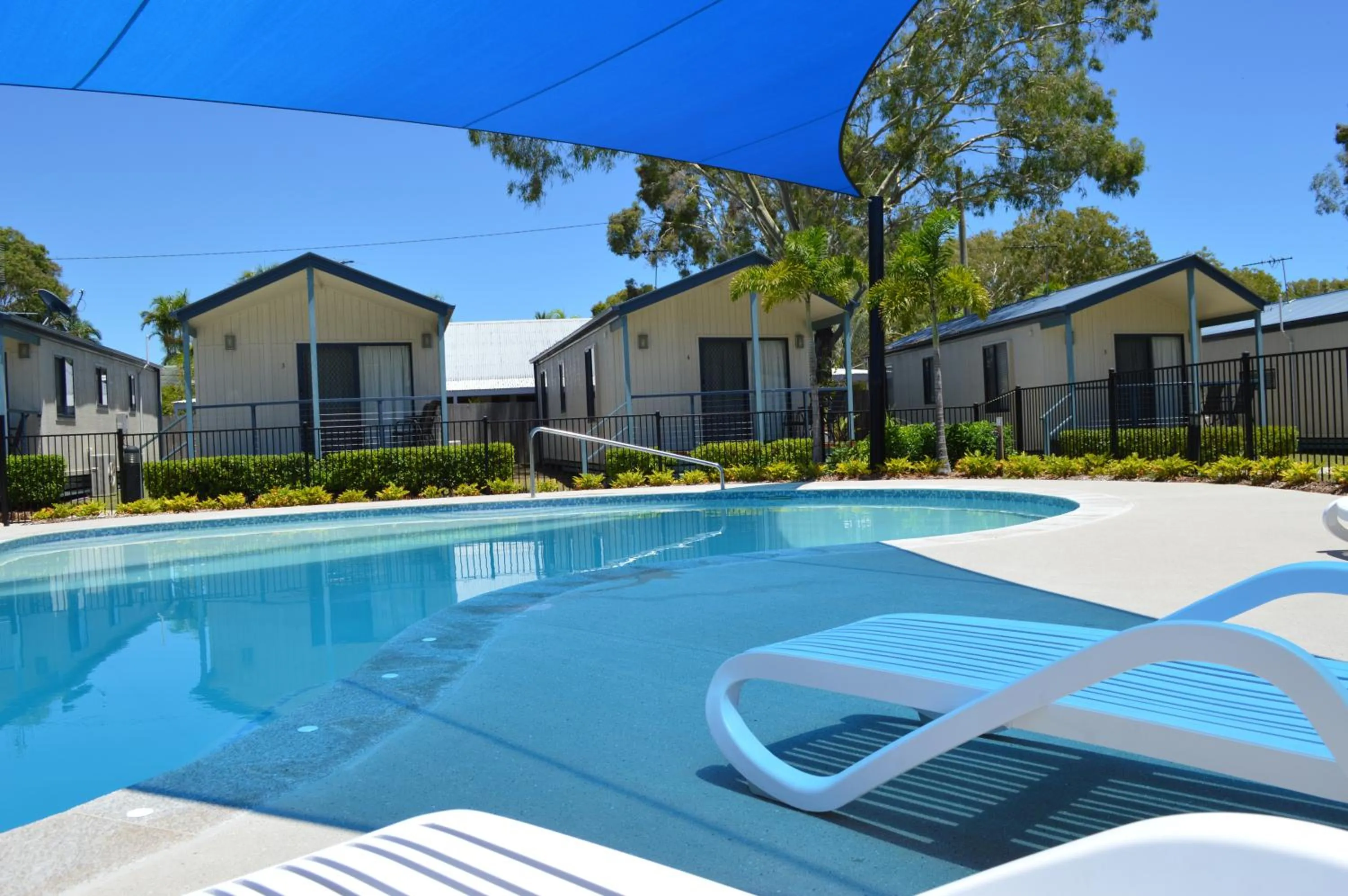 Swimming pool in BIG4 Mackay Blacks Beach Holiday Park