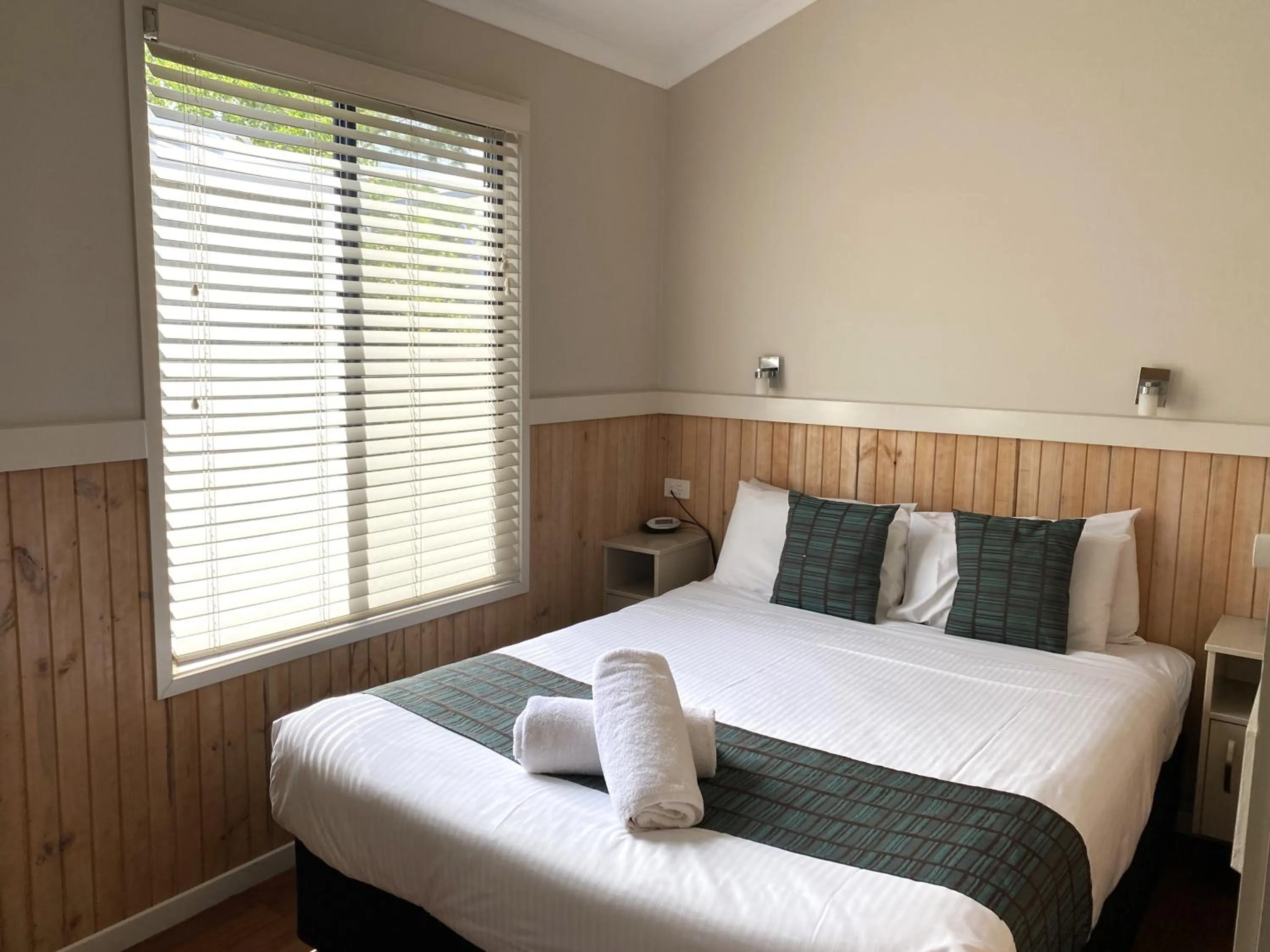 Bed in BIG4 Mackay Blacks Beach Holiday Park