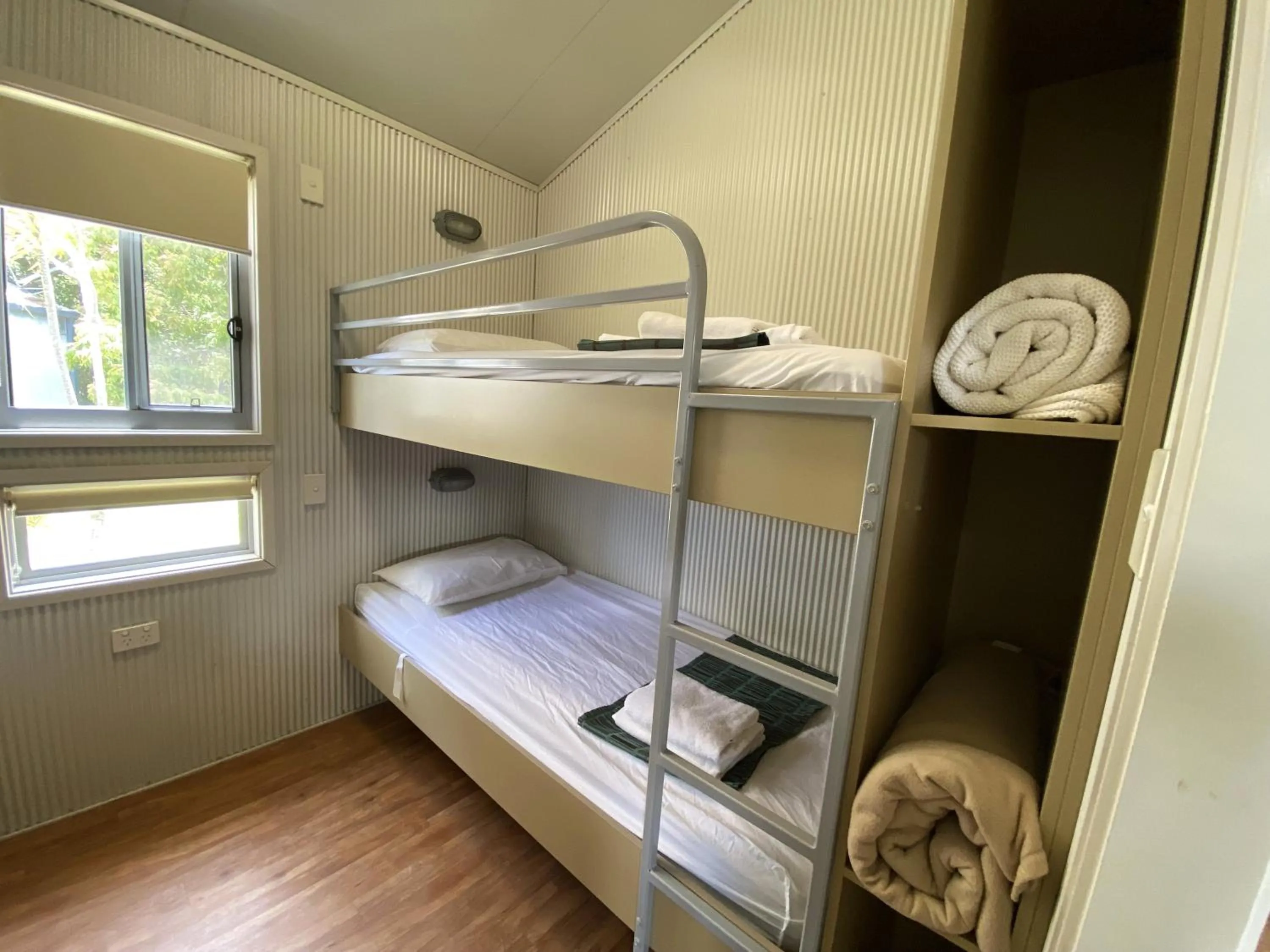 Bedroom, Bed in BIG4 Mackay Blacks Beach Holiday Park