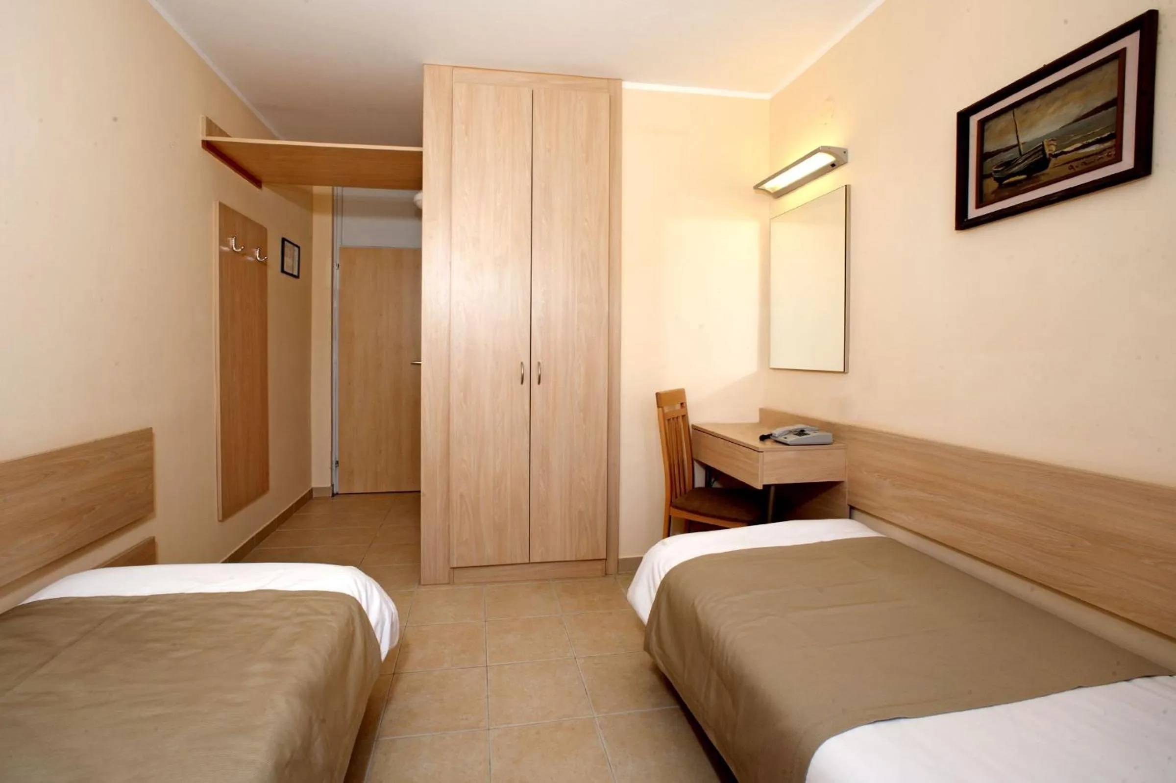 Bedroom, Bed in Hotel Delfin Plava Laguna