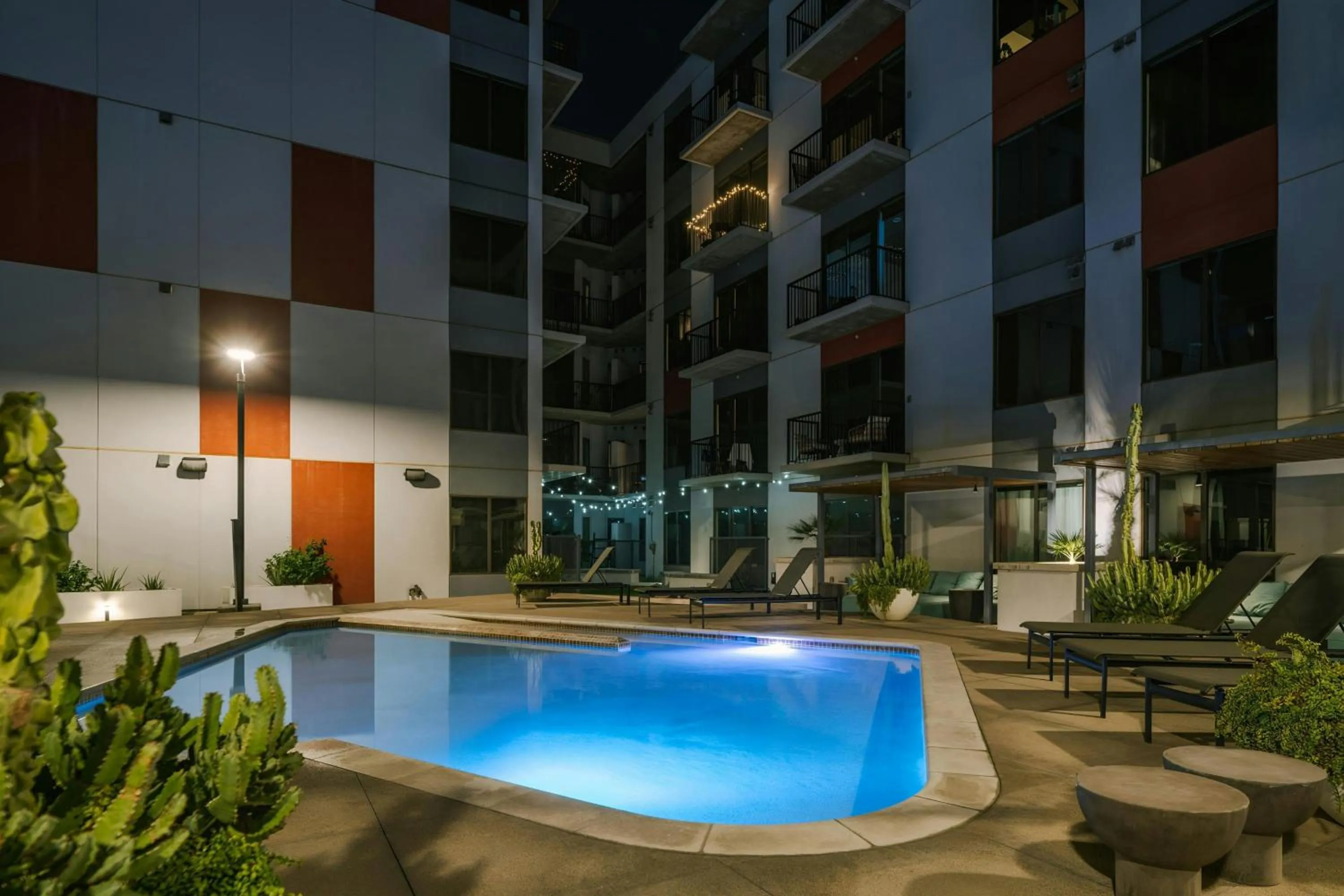 Swimming pool in Sonder by Marriott Bonvoy Mill Ave Apartments Tempe