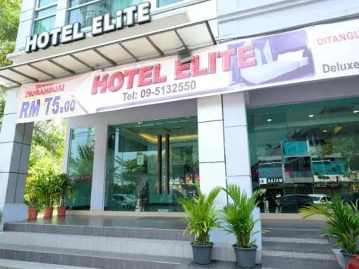 Facade/entrance in Elite Hotel