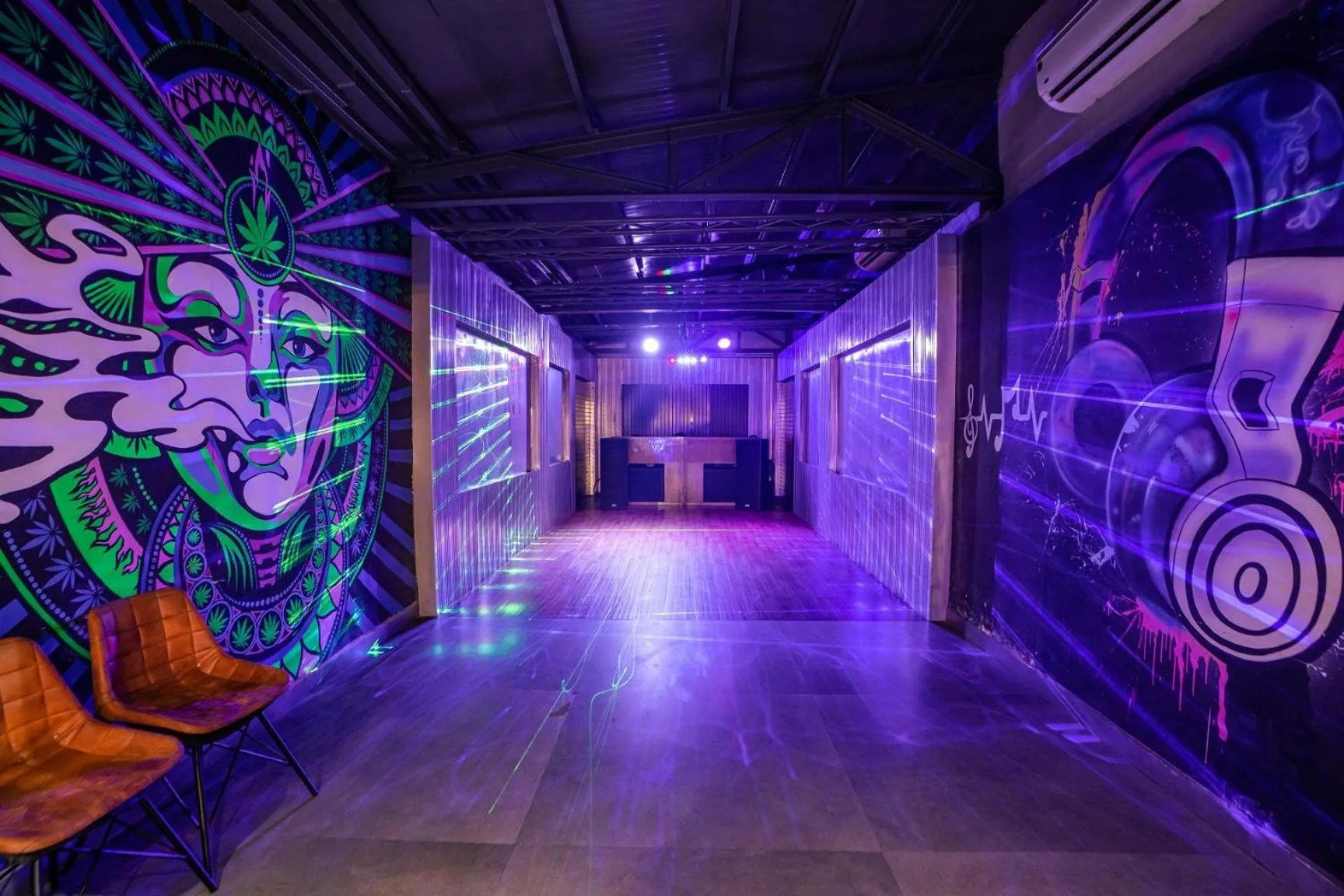 Nightclub / DJ in The Presidency